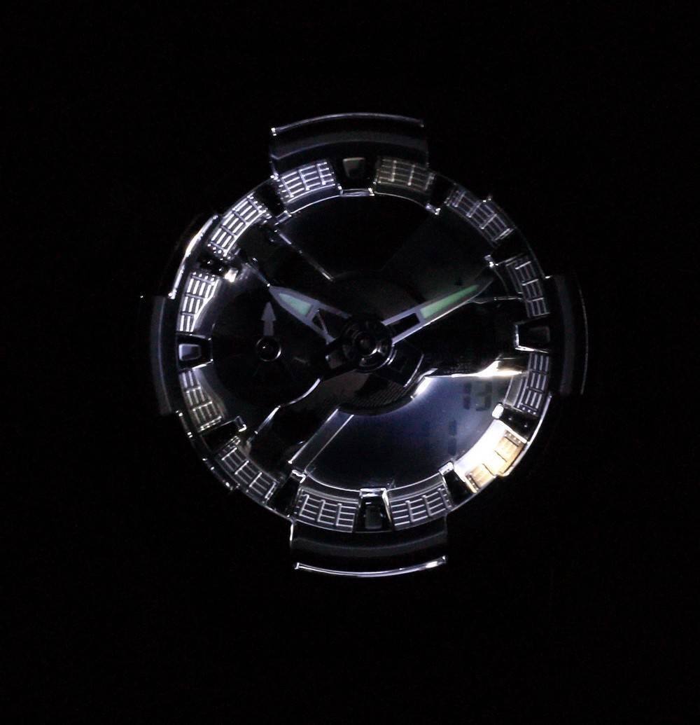 Left. Casio - G-Shock Special Color Analog Digital GM-110SCM-1A GM110SCM-1 200M Men's Watch - Silver.