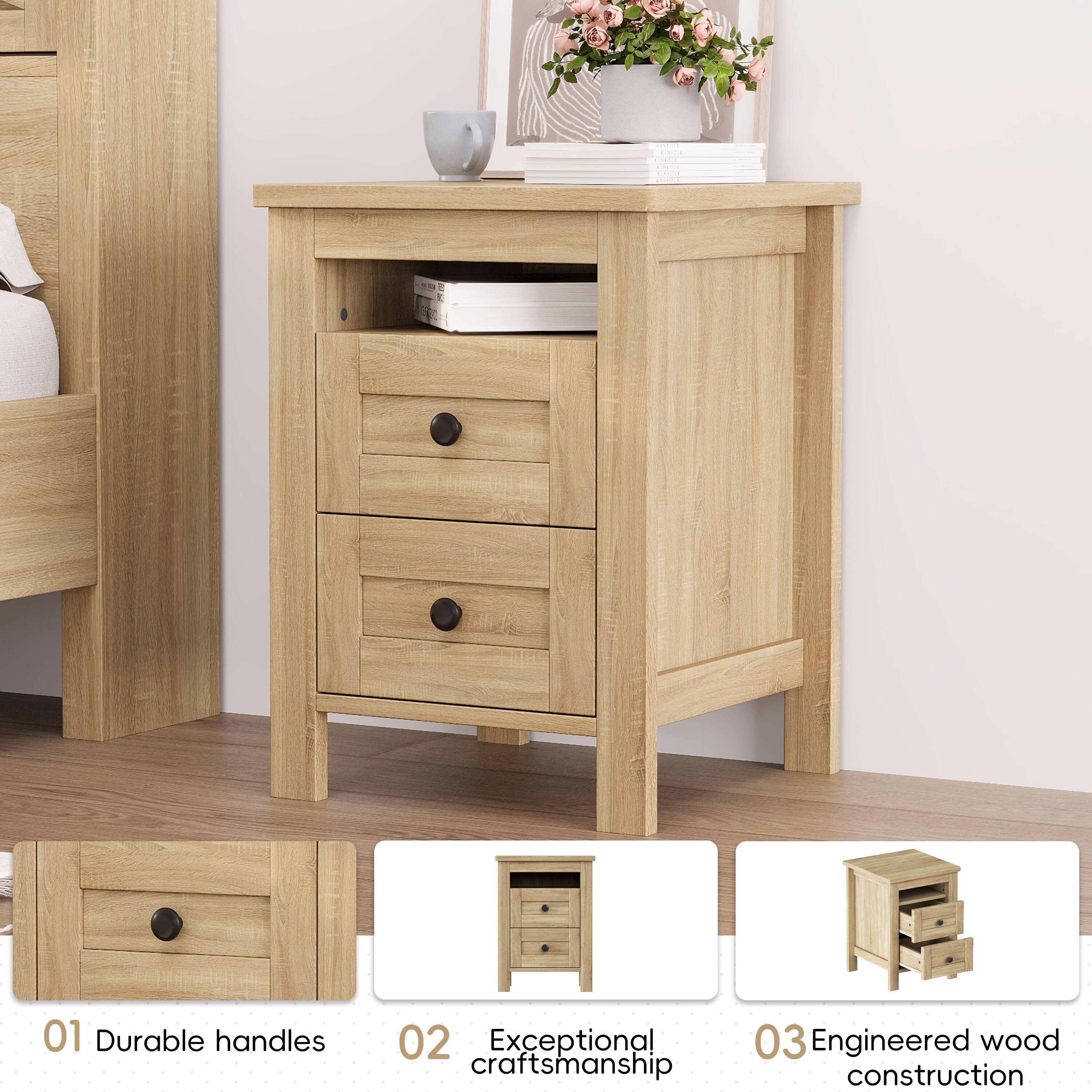 01 Durable handles  
02 Exceptional craftsmanship  
03 Engineered wood construction
