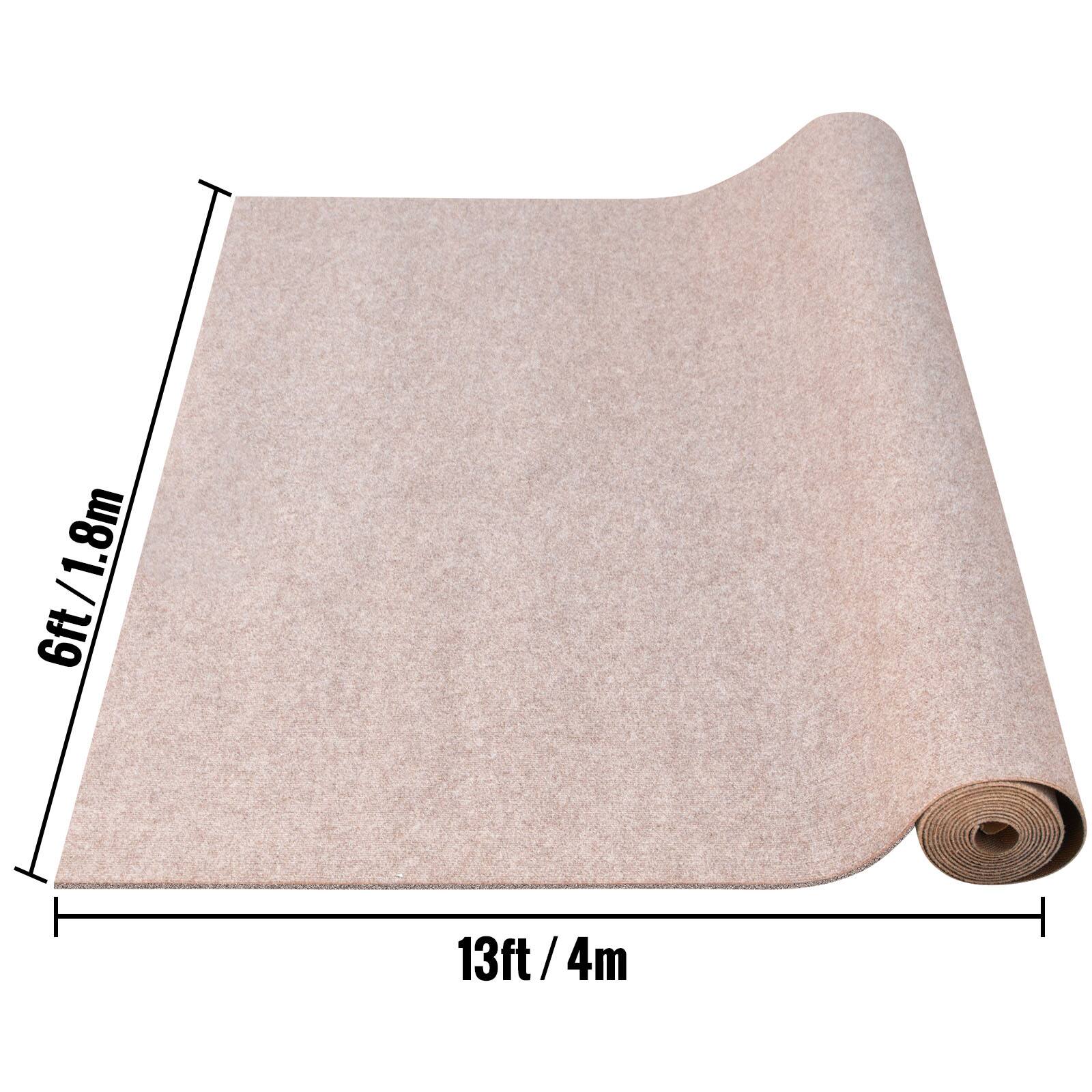 The dimensions of the mat are 6ft/1.8m by 13ft/4m.