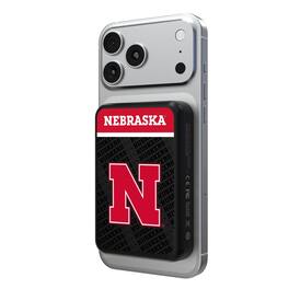 Keyscaper - Nebraska Huskers Endzone Plus Logo Wireless Power Bank - Multicolor
