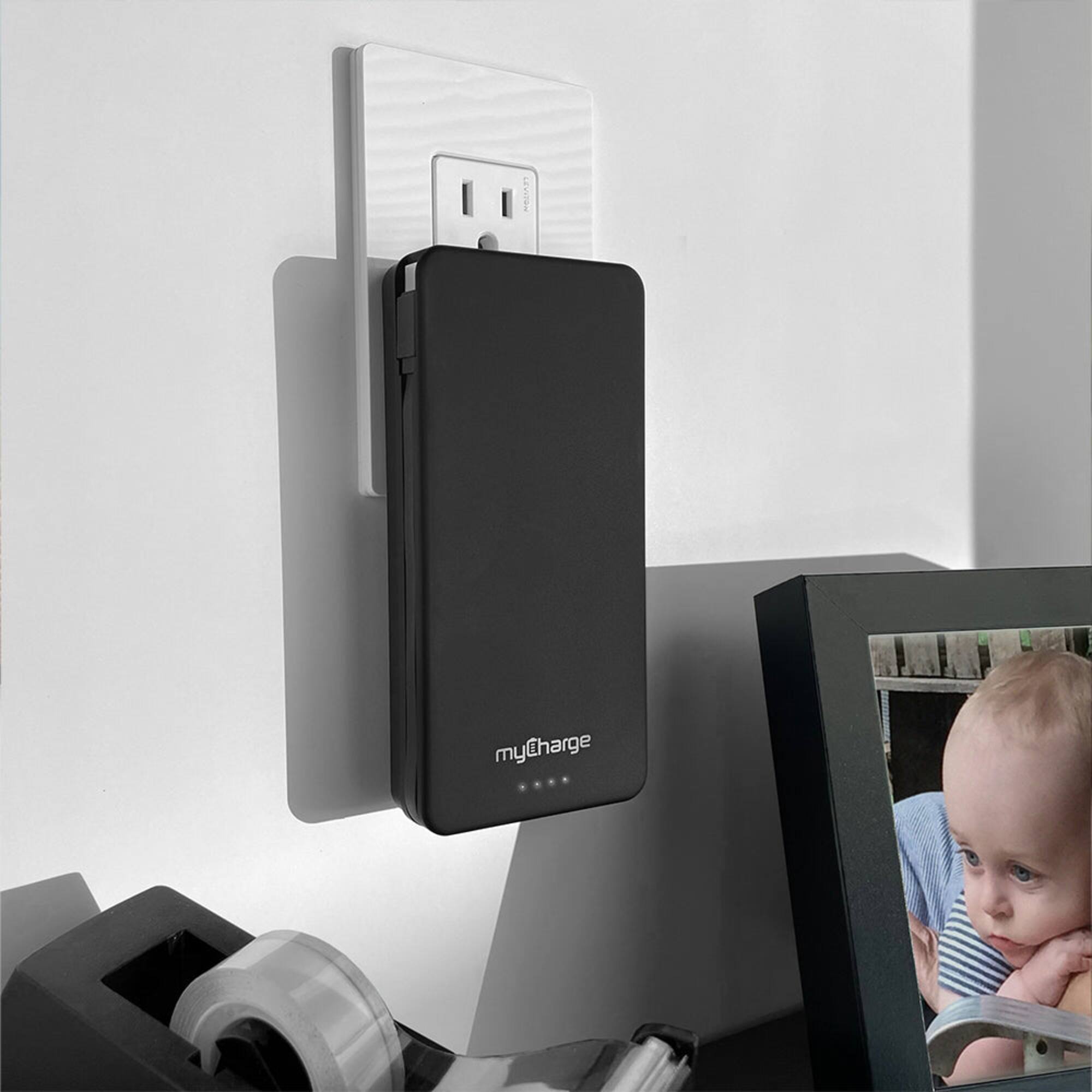 Alt View 1. myCharge - Mycharge AM20K-8 Amp Max 20k Black W/ Built In Usb Cable.