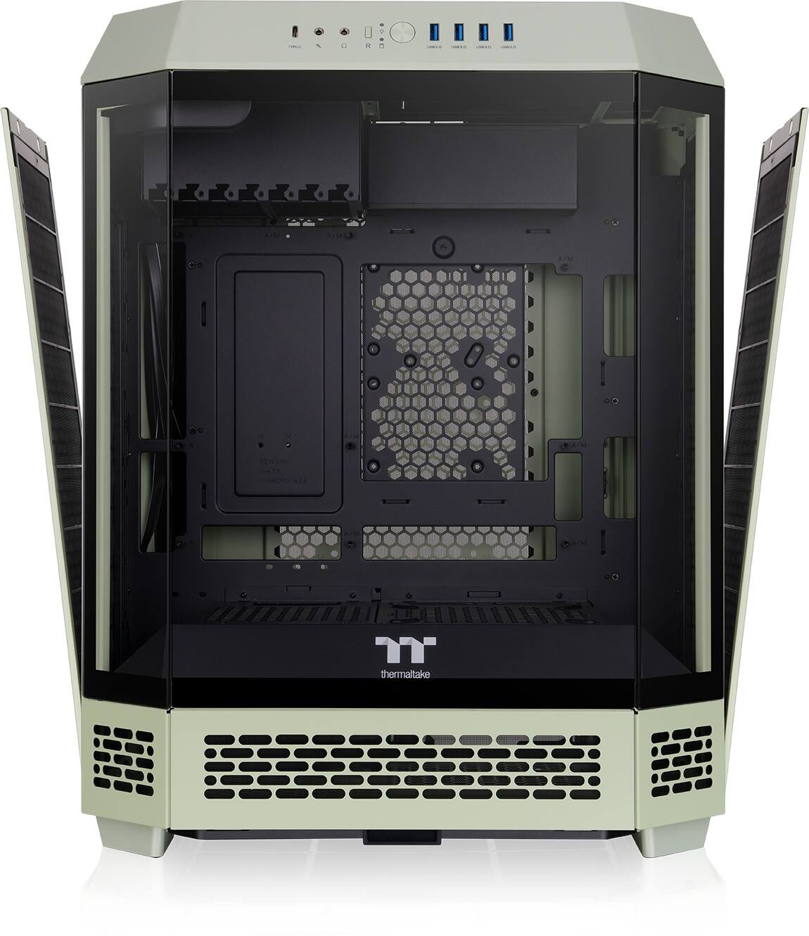 The text on the image reads: "i d | A7M AUSEL AIM . AIM AIM COMANE CNTA  ATA AM thermaltake".