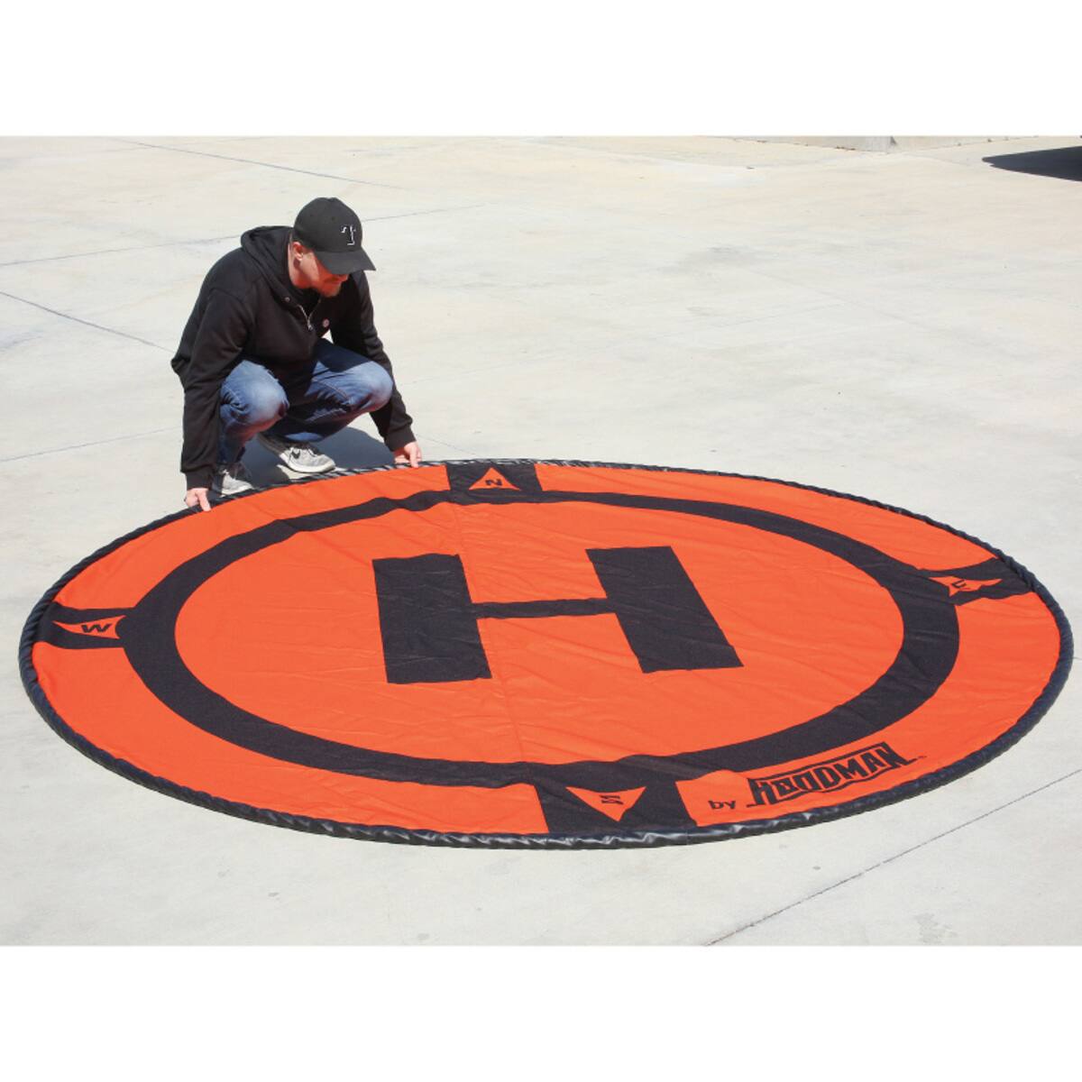Front. Hoodman - Hoodman HDLP8 8' Drone Launch Pad.