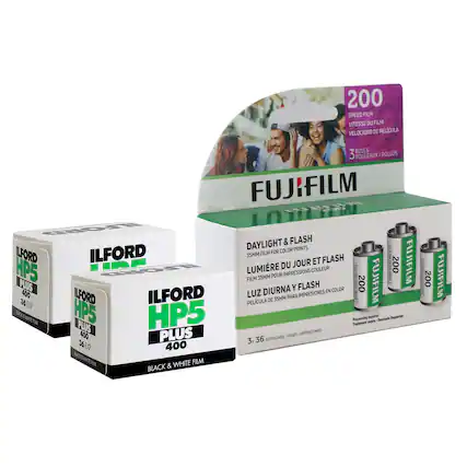 200 SPEED FILM
VITESSE DU FILM
VELOCIDAD DE PELICULA
3 ROLLEAUX / ROLLOS
FUJIFILM
DAYLIGHT & FLASH
35MM FILM FOR COLOR PRINTS
ILFORD
ILFORD 35MM FILM FOR JOUR ET FLASH
ILFORD
ILFORD LUZ PARA IMPRESIONES EN COLOR
3, 36 EXPOSURES / POSES / EXPOSICIONS
ILFORD HP5 PLUS
400
BLACK & WHITE FILM
Processing required / Traitement requis / Requiere revelado