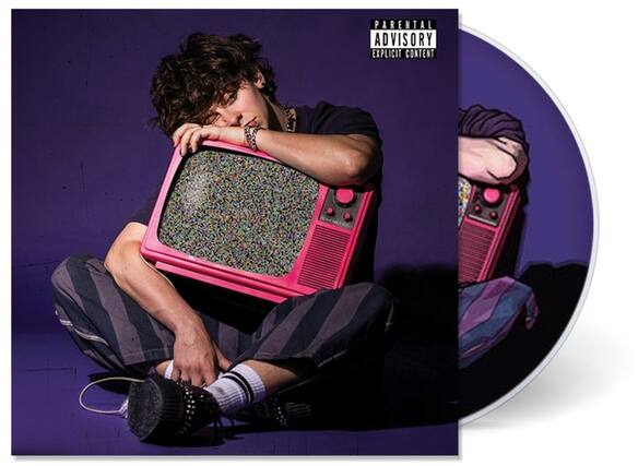 PARENTAL ADVISORY
EXPLICIT CONTENT