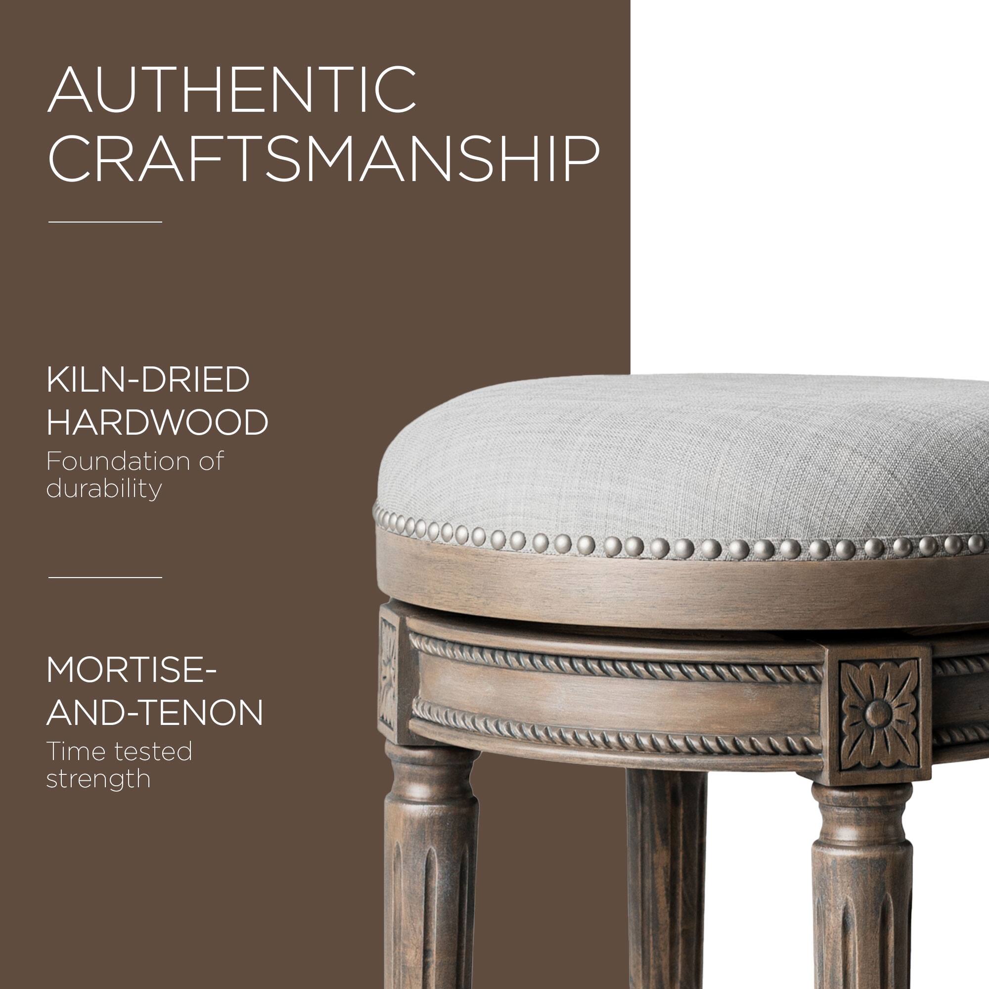 AUTHENTIC CRAFTSMANSHIP

KILN-DRIED HARDWOOD  
Foundation of durability

MORTISE-AND-TENON  
Time tested strength