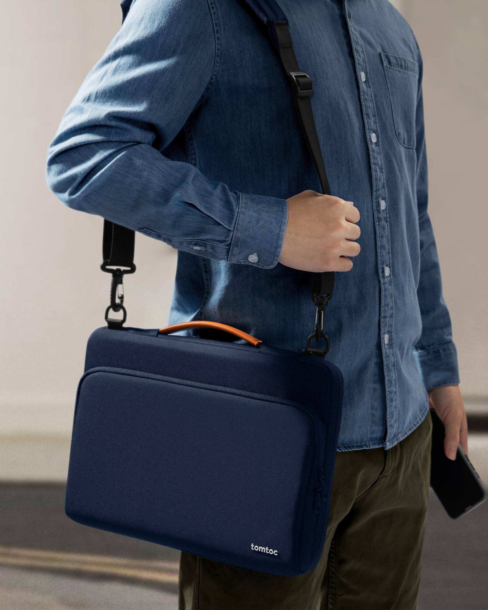 Alt View 7. tomtoc - Defender-A40 360° Protective Laptop Shoulder Bag for 13-inch MacBook Air (A3449)/Pro/Neo(A18) M5/M4/M3/M2/M1 2026-2018 - Navy Blue.