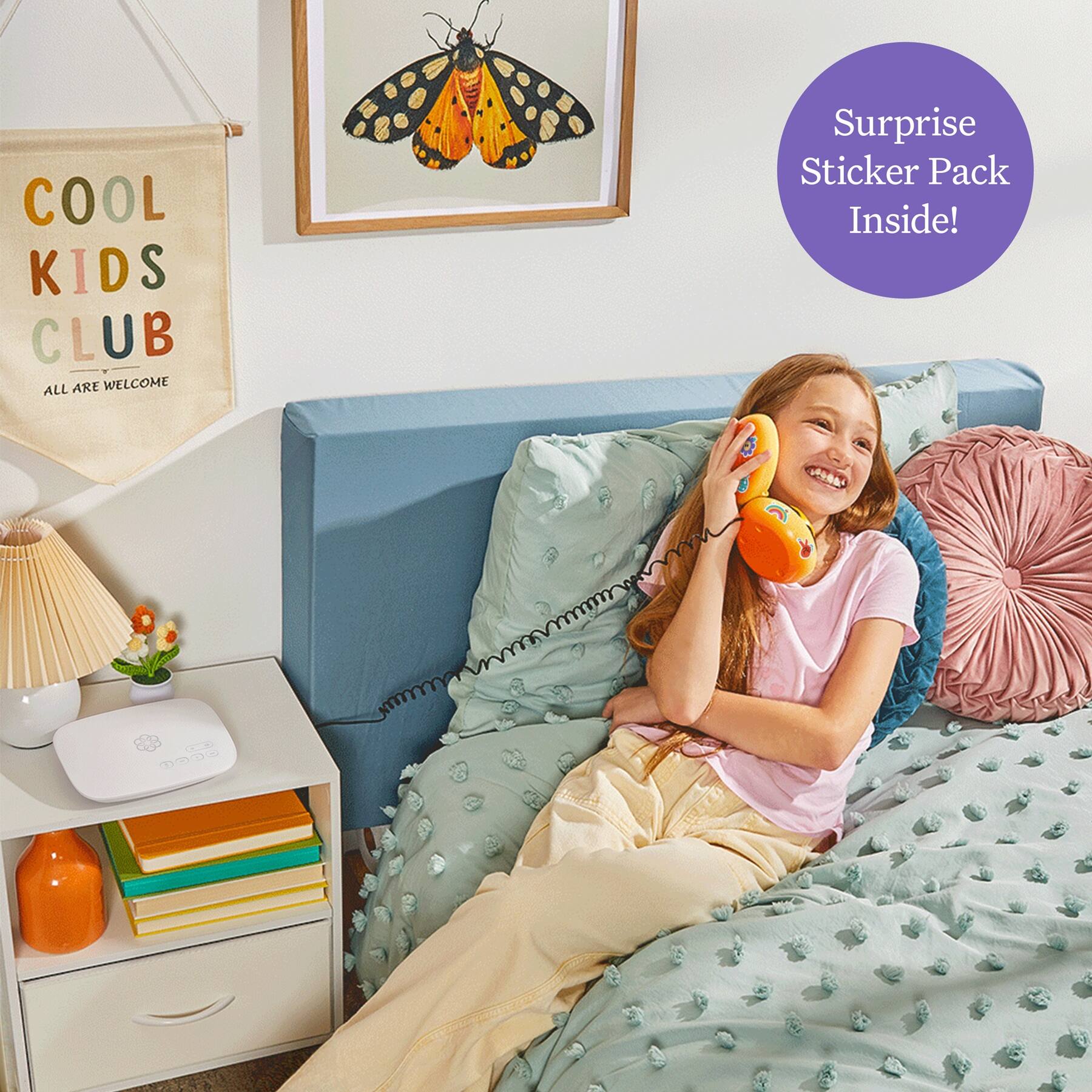 COOL KIDS CLUB  
ALL ARE WELCOME  

Surprise Sticker Pack Inside!