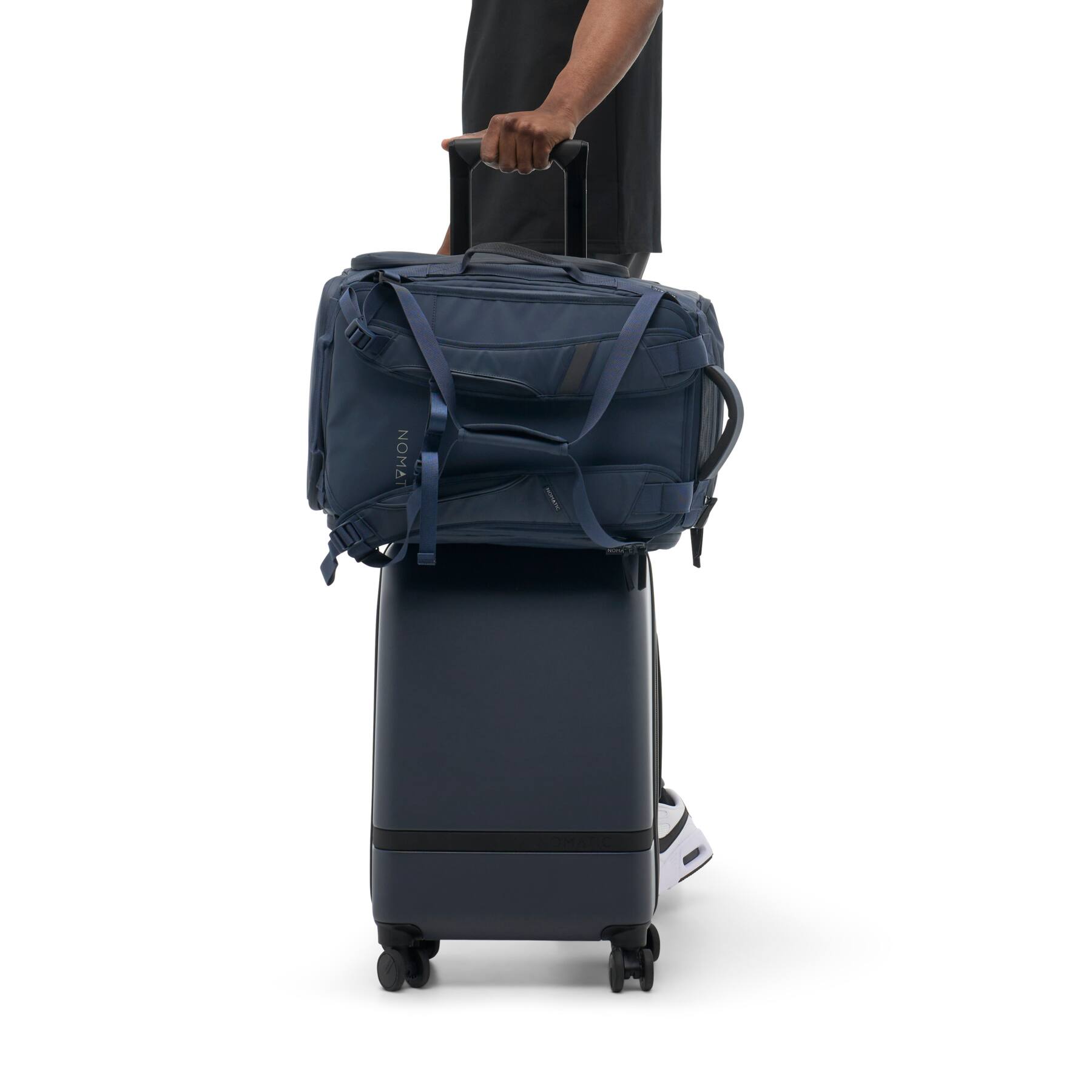 Alt View 4. Nomatic - Travel Bag 30L - Navy.