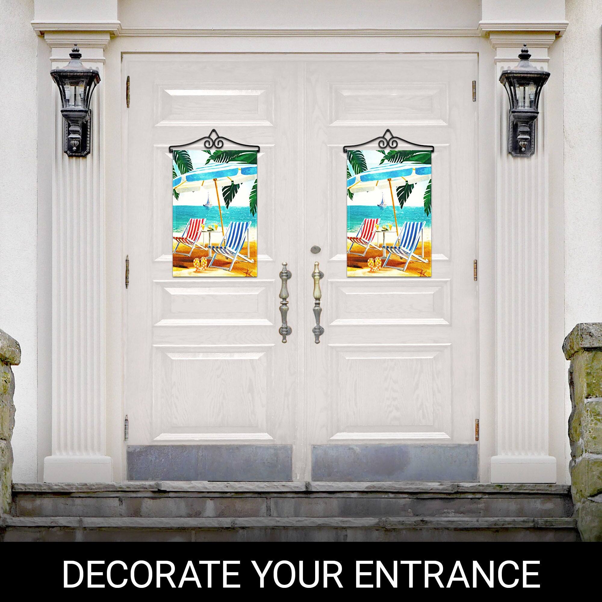 DECORATE YOUR ENTRANCE