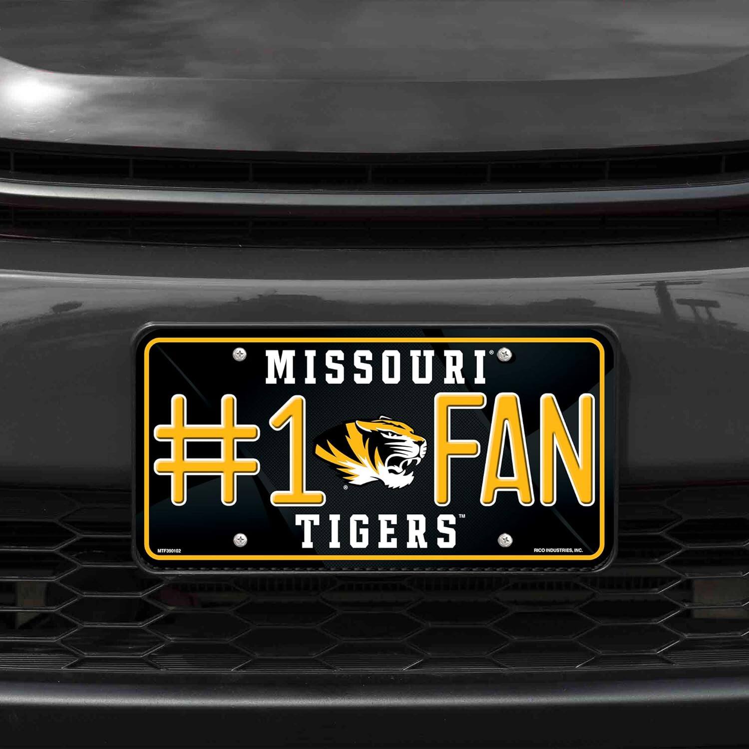 MISSOURI  
#1 FAN  
TIGERS