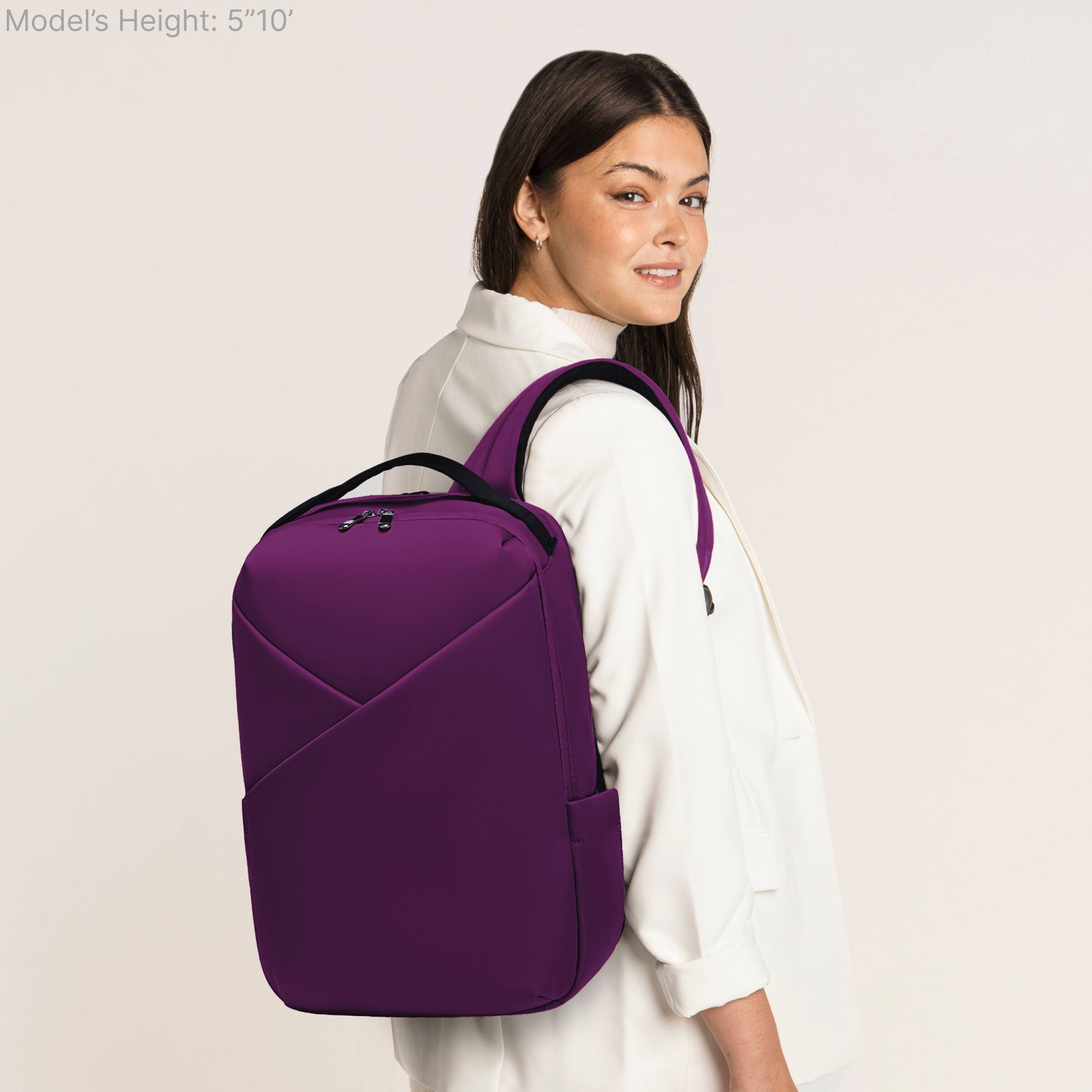 Model's Height: 5'10"