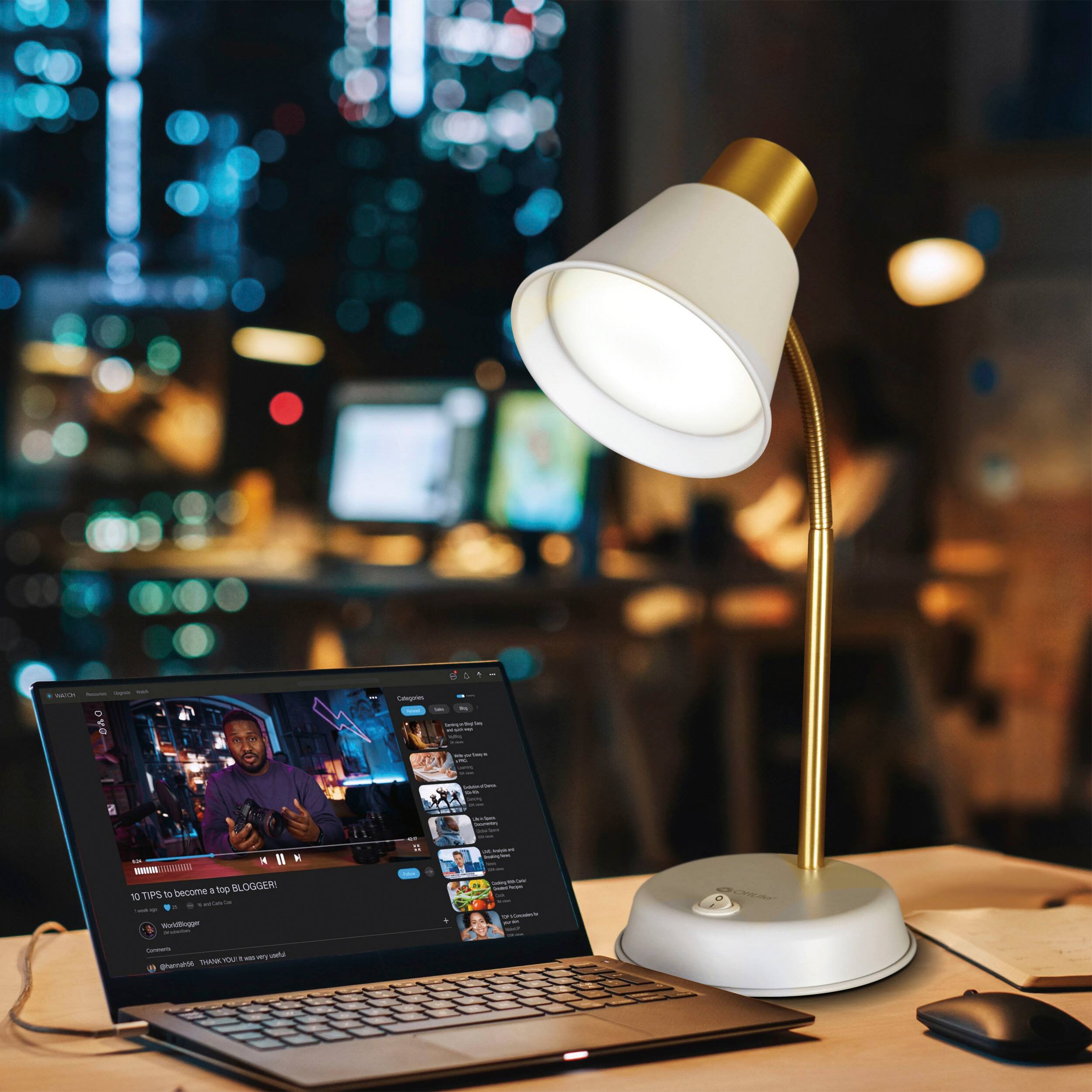 I te: become a BLOGGER! 10 tips to get started.