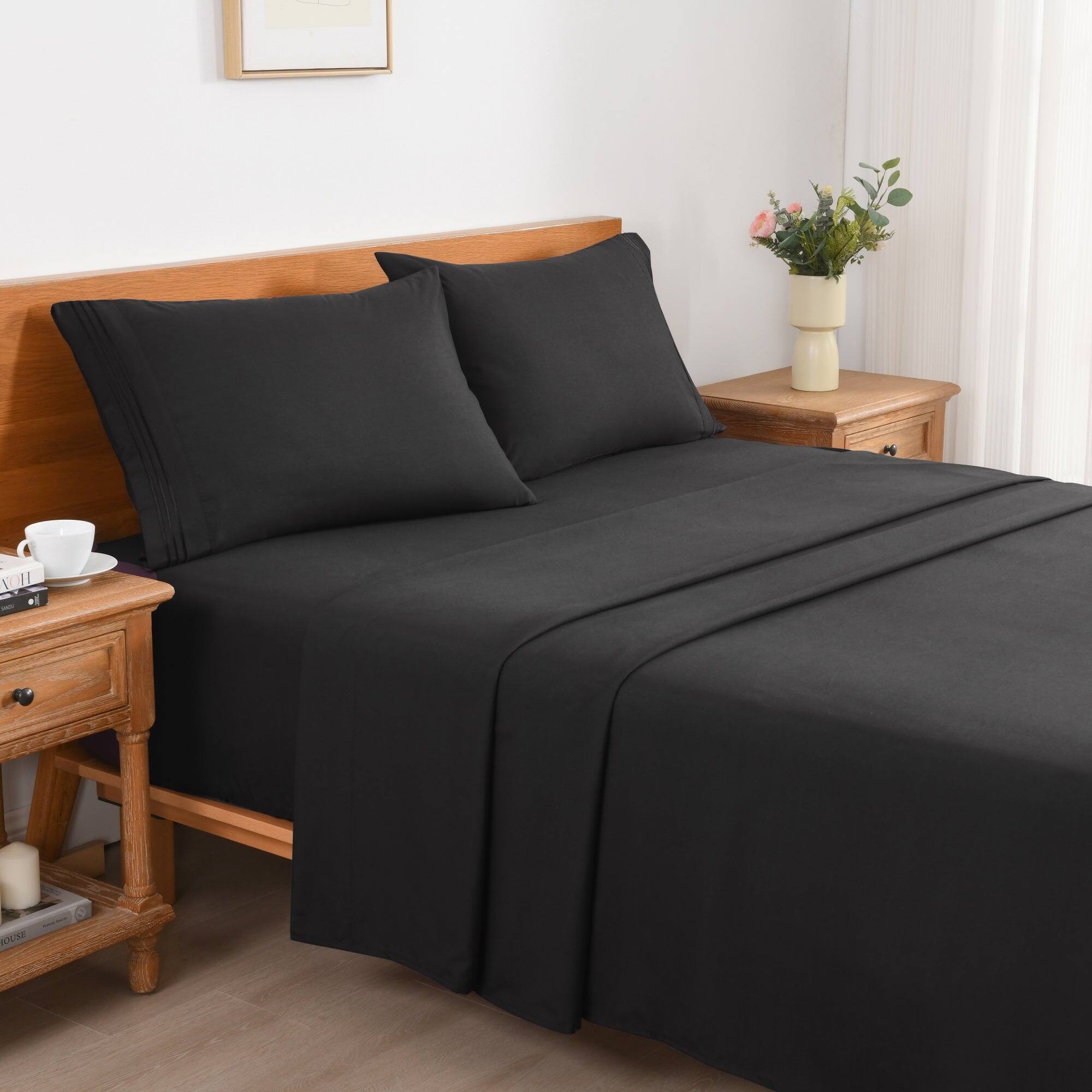 Left. MarCielo - Marcielo 3/4 Pcs Soft Solid & Embroidery Bed Sheets Set - Black.