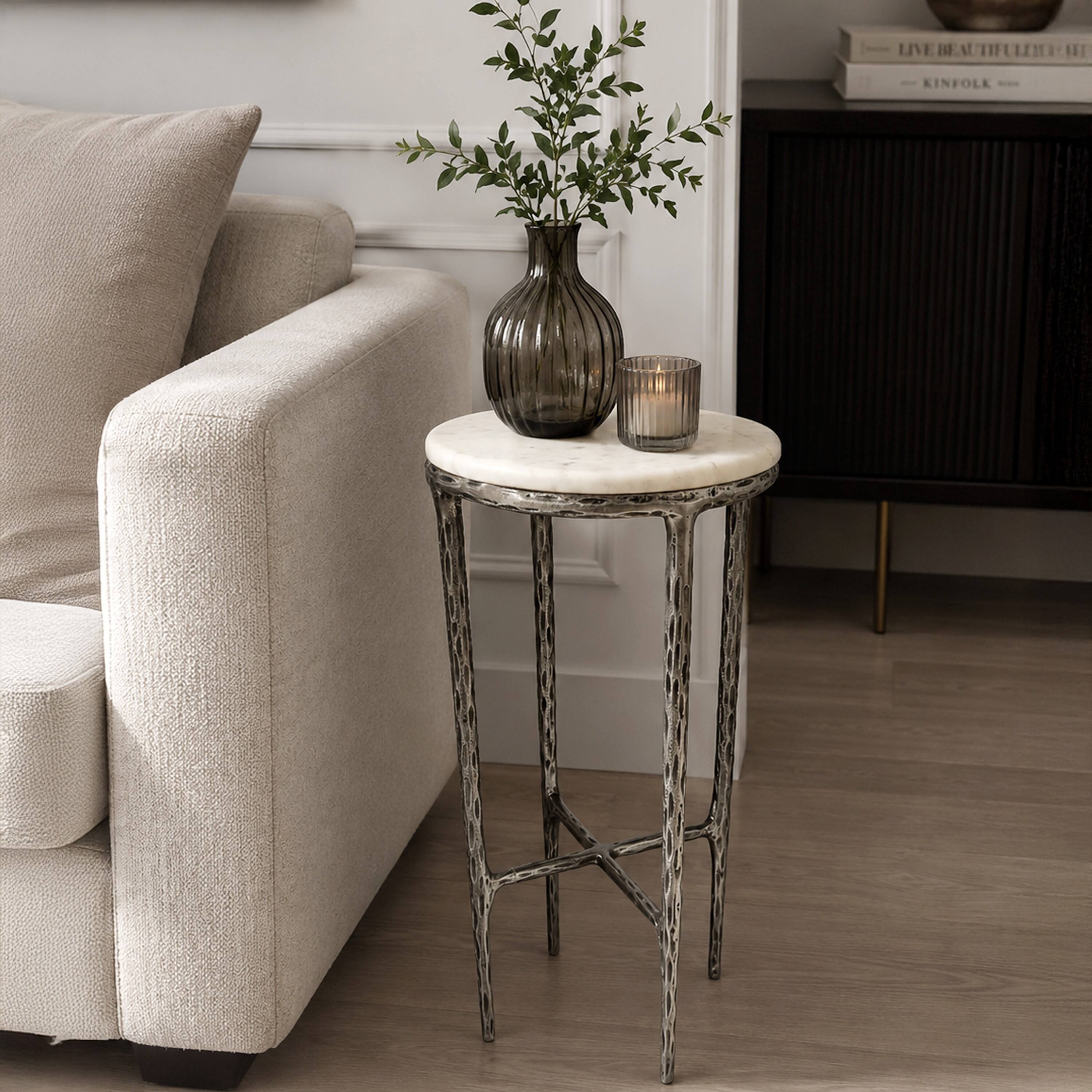 LIVE BEAUTIFUL WITH KINFOLK