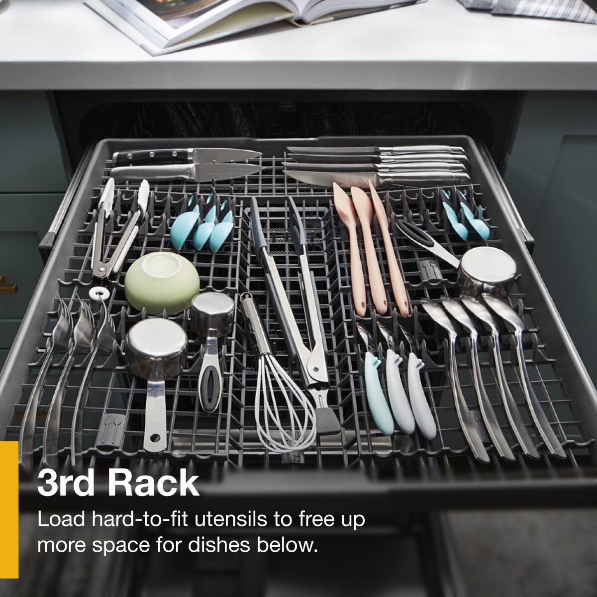 3rd Rack  
Load hard-to-fit utensils to free up more space for dishes below.