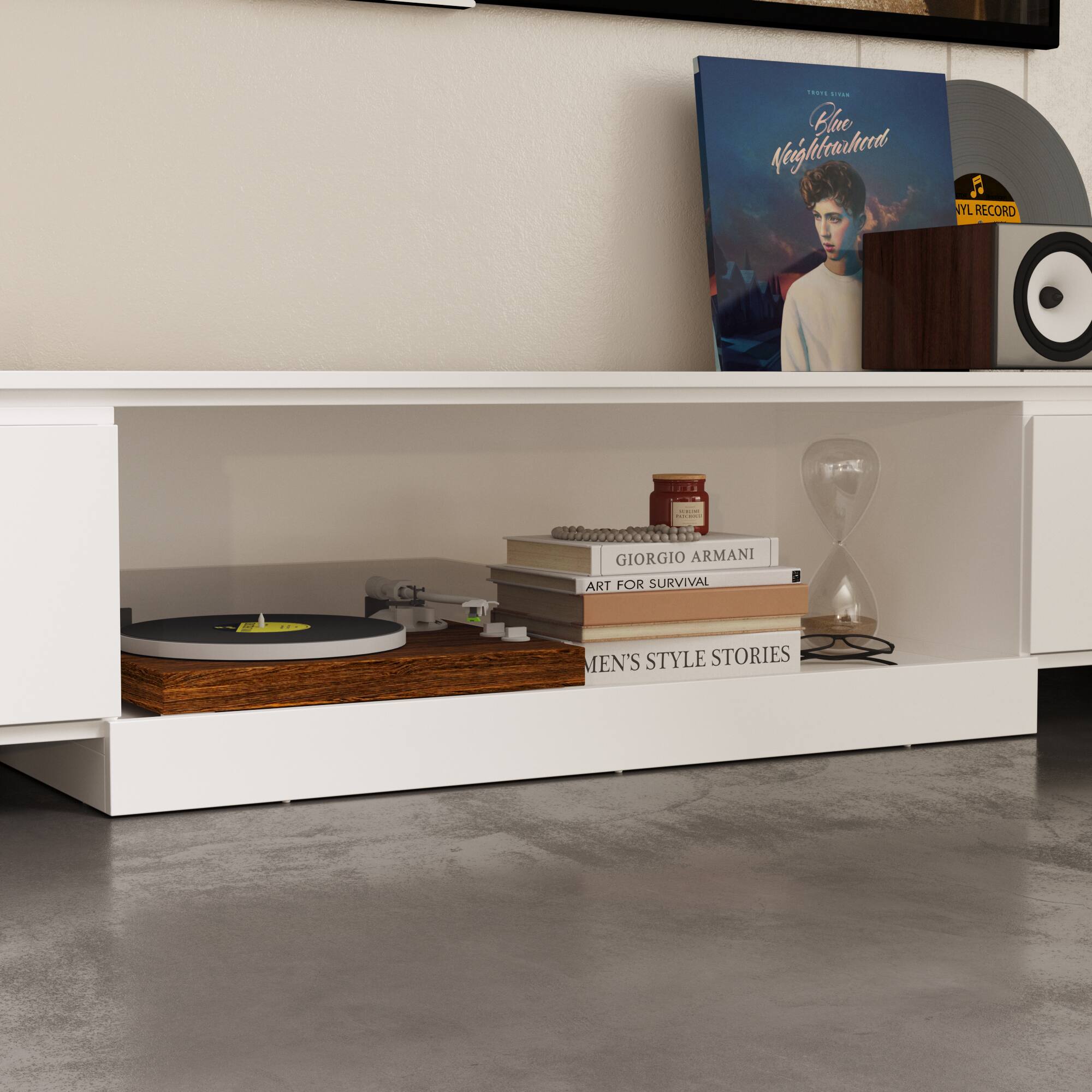 Clae Veigltearheed | NYL RECORD | GIORGIO ARMANI ART FOR SURVIVAL | MEN'S STYLE STORIES