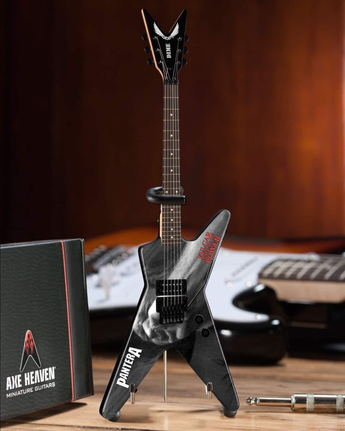 AXE HEAVEN Dimebag Darrell Dean Razorback Mini Guitare - Modèle De