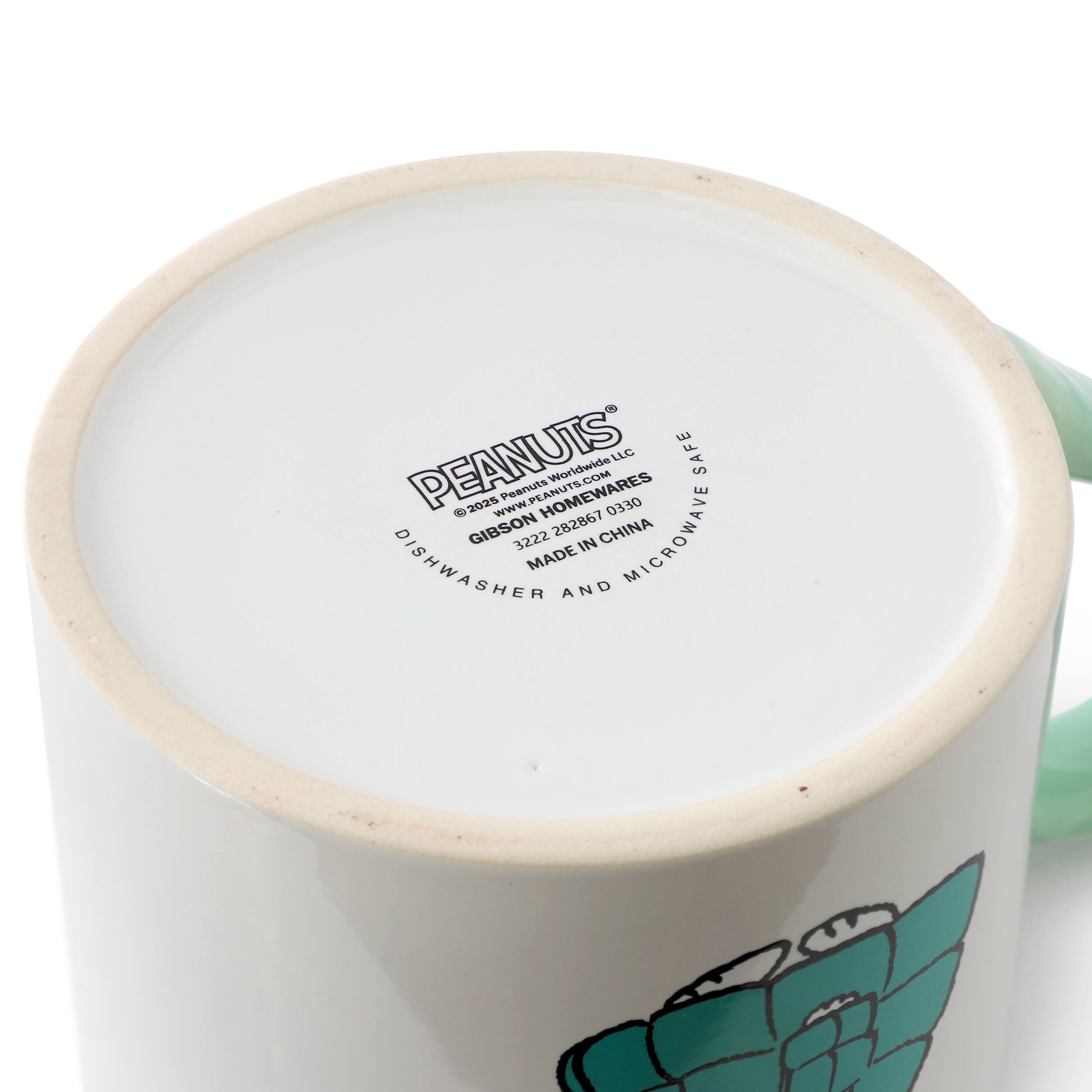 PEANUTS Worldwide COM LLC SAFE Peanuts PEANUTS HOMEWARES 6 2025 www 0330 GIBSON 282867 CHINA DISHWASHER 3222 MADE AND IN MICROWAVE