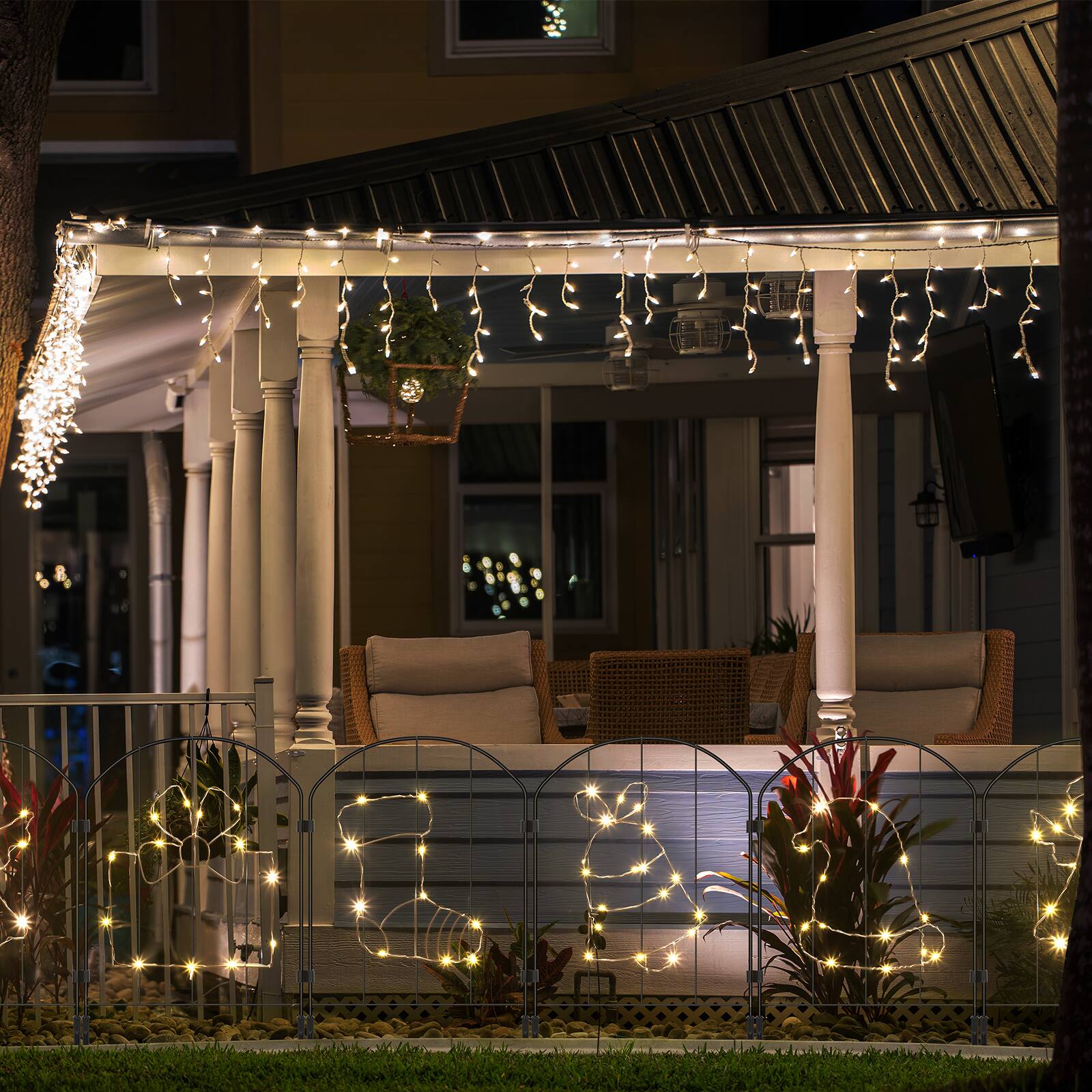 Alt View 2. Oumilen - 10‑Pack Solar Christmas Fence Lights – Warm White LED Metal Panels, 10FT, Solar Powered Outdoor Holiday Decor.