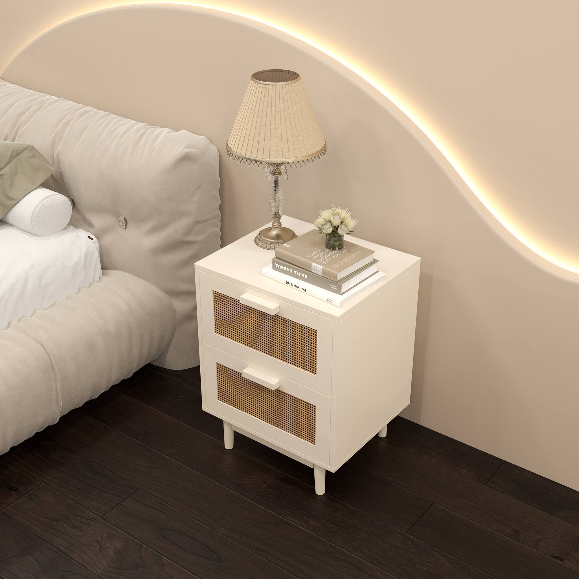 The text on the image is "YIEVS".