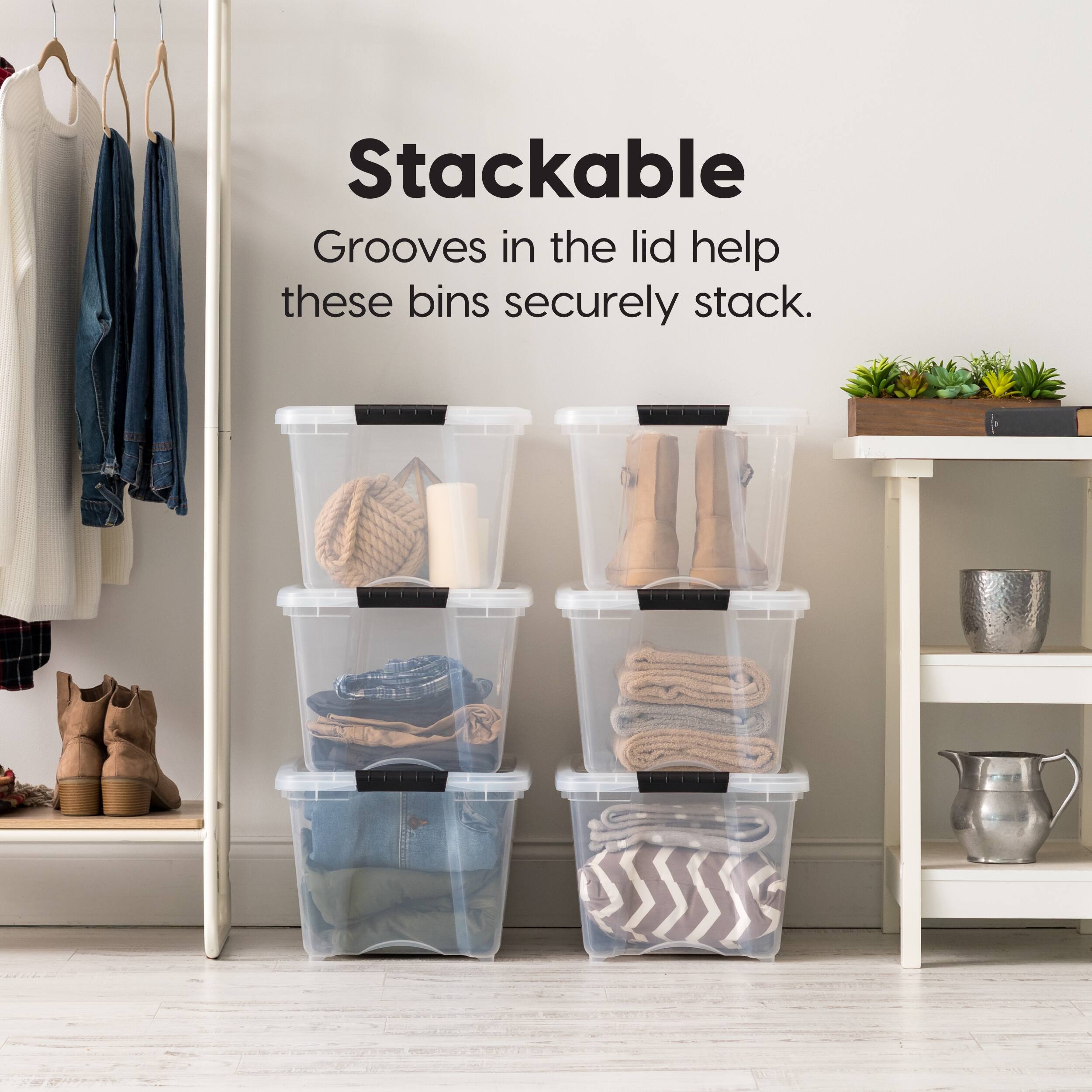 Stackable

Grooves in the lid help these bins securely stack.
