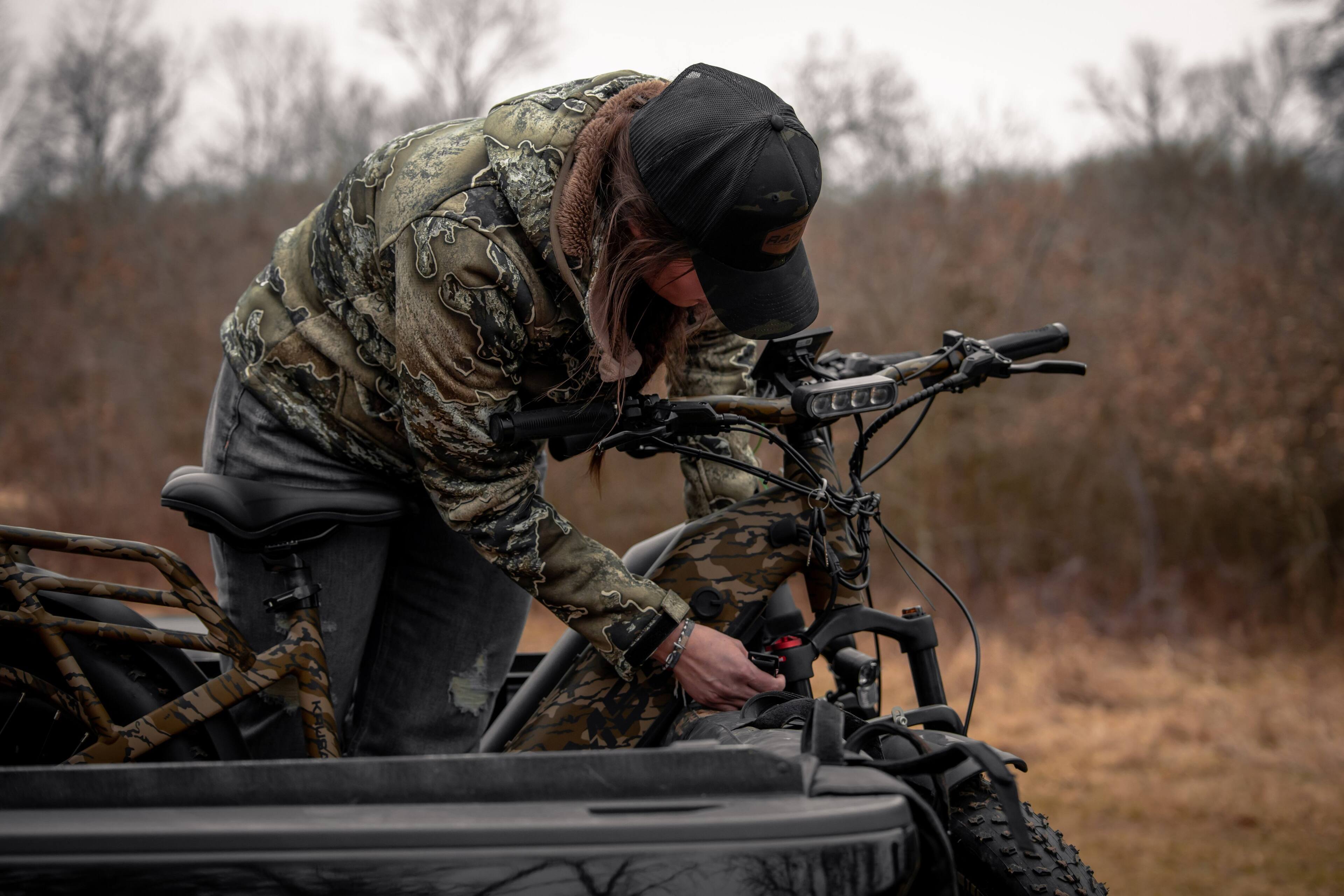 The text on the image reads: "RAN KAWRA"