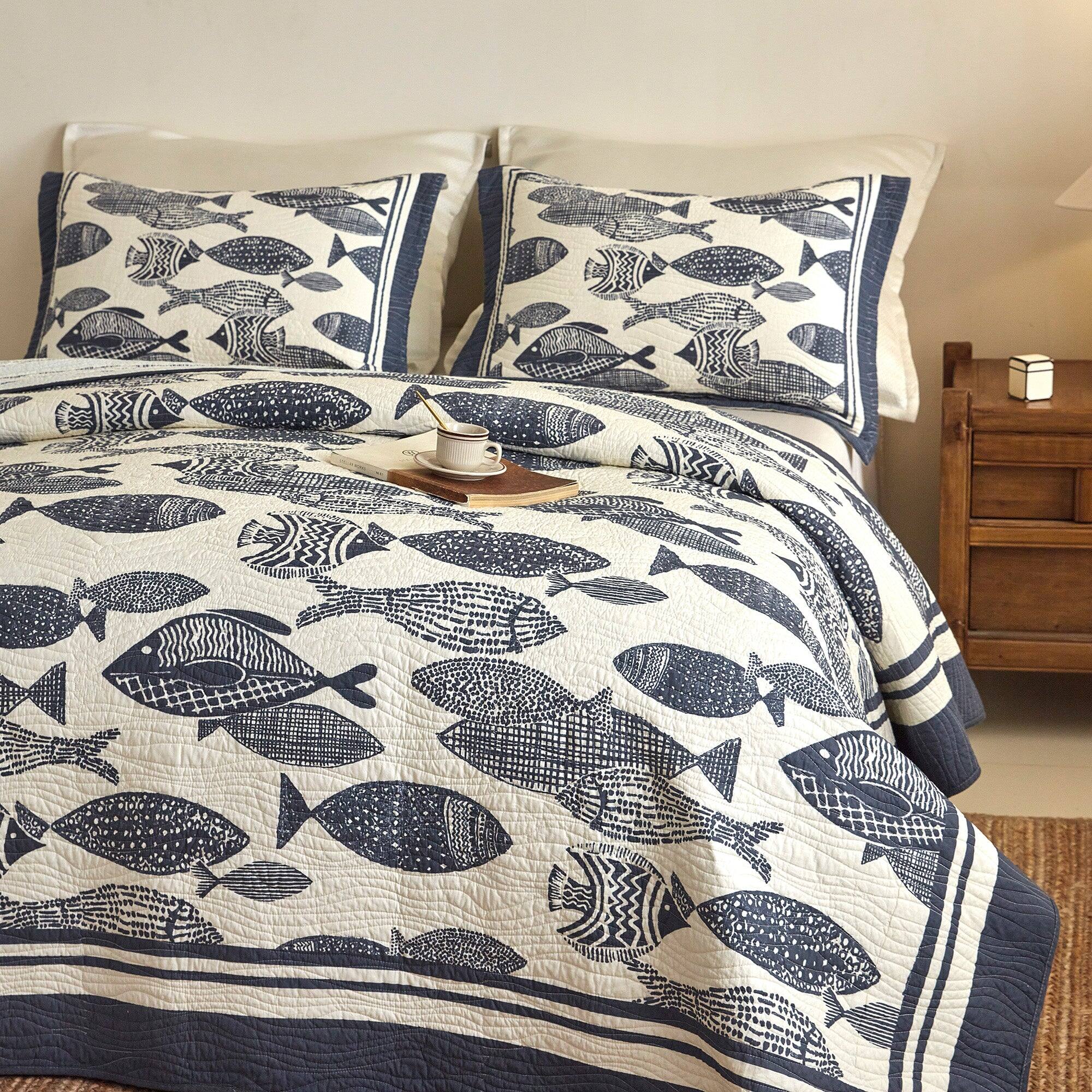 Left. MarCielo - Marcielo 3 Piece 100% Cotton Nautical Fish Print Quilt Bedspread Set - Coastal Blue.