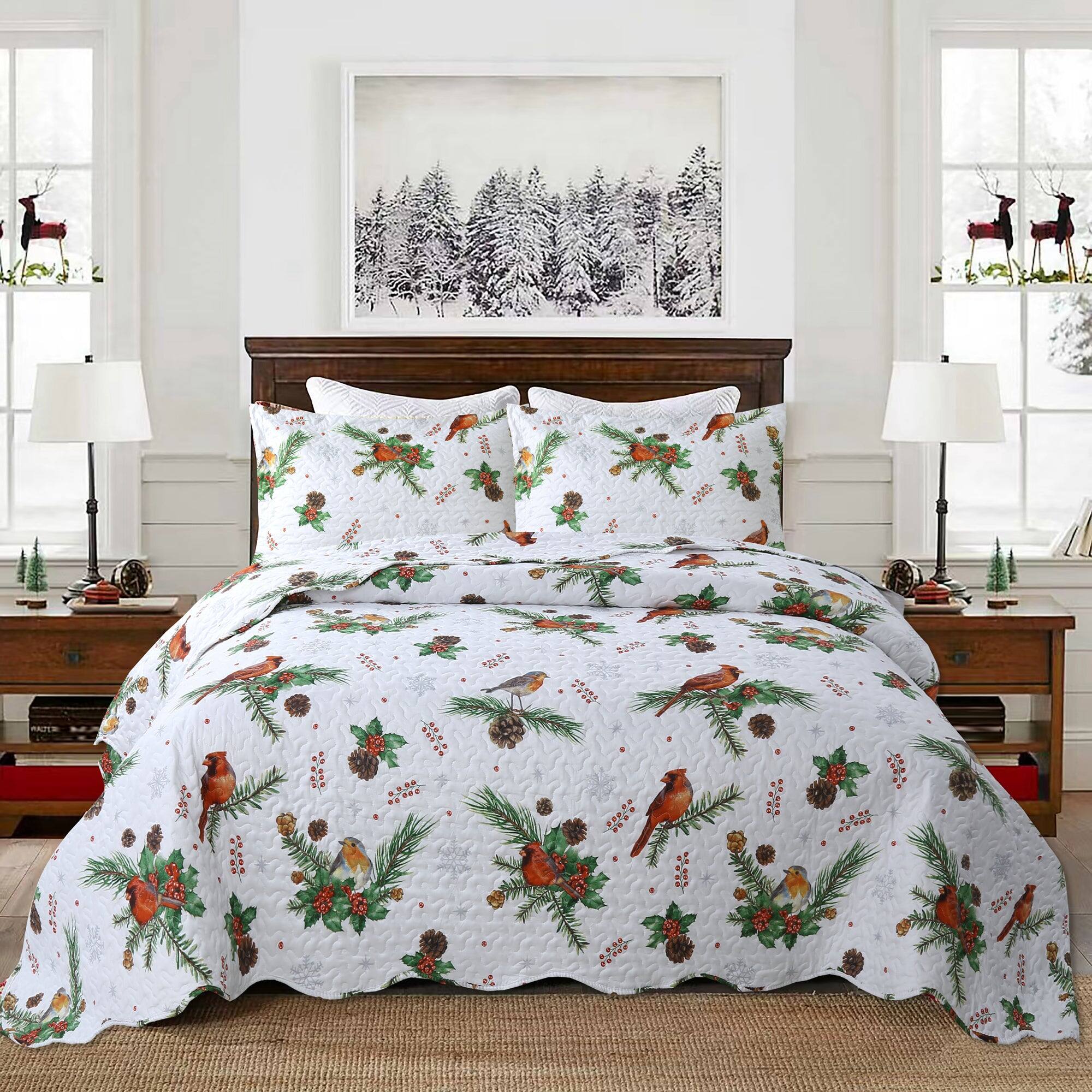 Angle. MarCielo - MarCielo 3-Piece Winter Cardinals Christmas Queen Size Quilt Bedspread Set C79 - White.