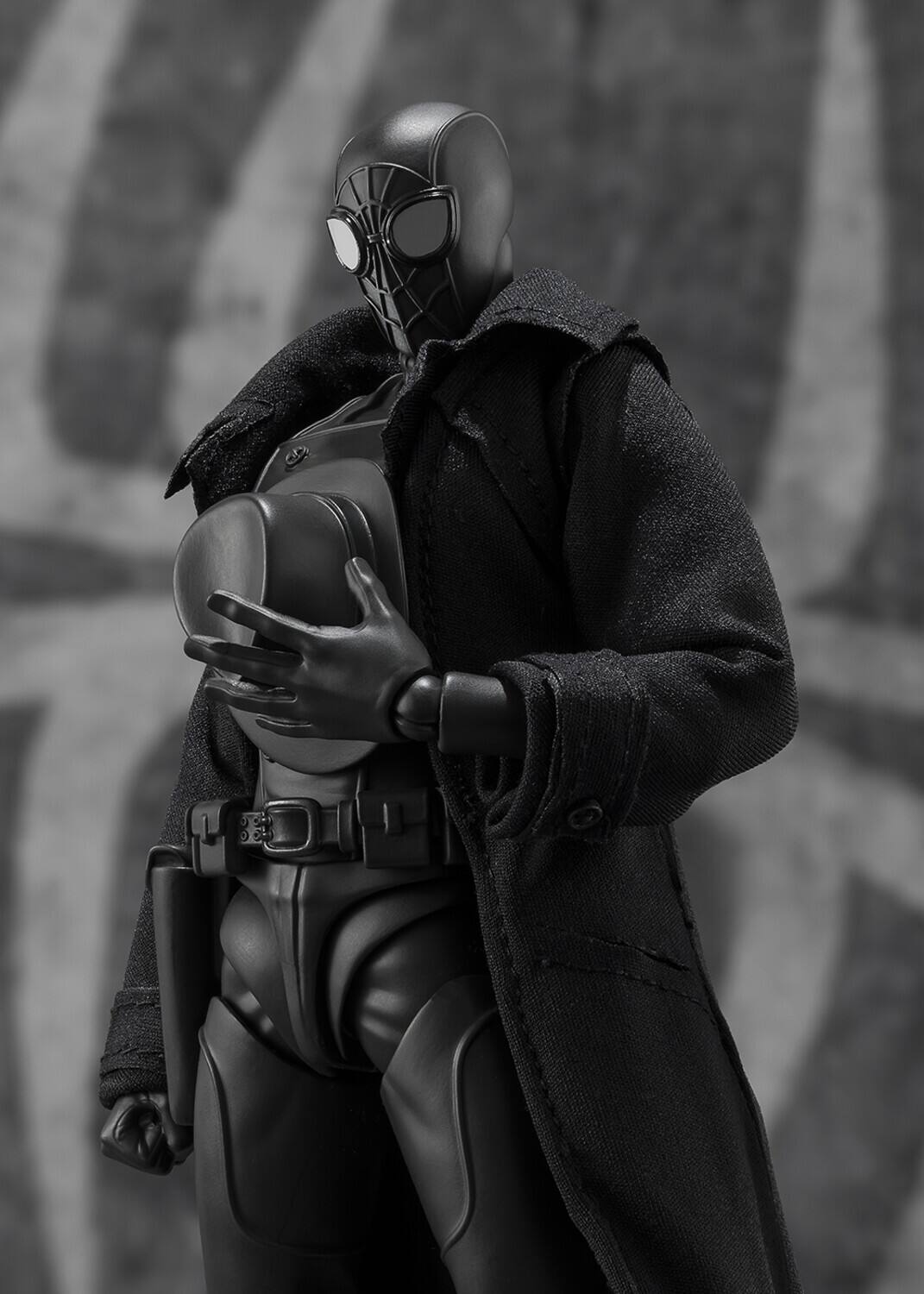 Alt View 2. Bandai - Tamashii Nations - Spider-Man: Across the Spider-Verse - S.H.Figuarts - Spider-Man Noir & Spider-Ham - Collectibles - Multicolor.