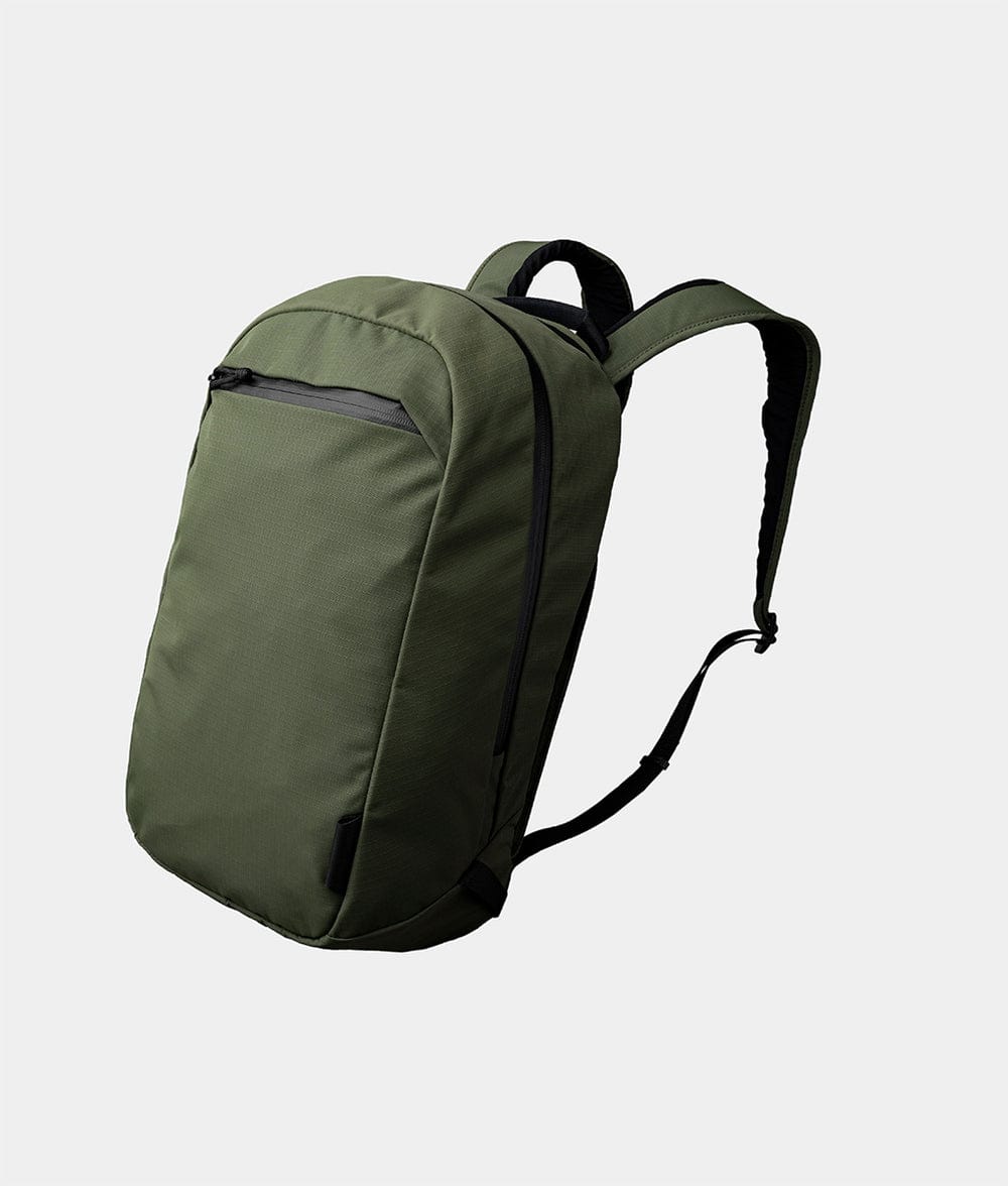 ALPAKA - Aero Pack 16L Laptop Backpack with 16" Sleeve Lightweight Water-Resistant Travel Commuter Backpack - Black Axoflux 210D