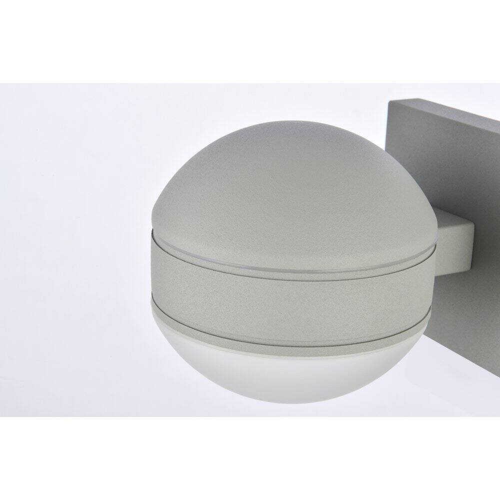 Back. Living District - Raine Integrated Led Wall Sconce In Silver - Silver.