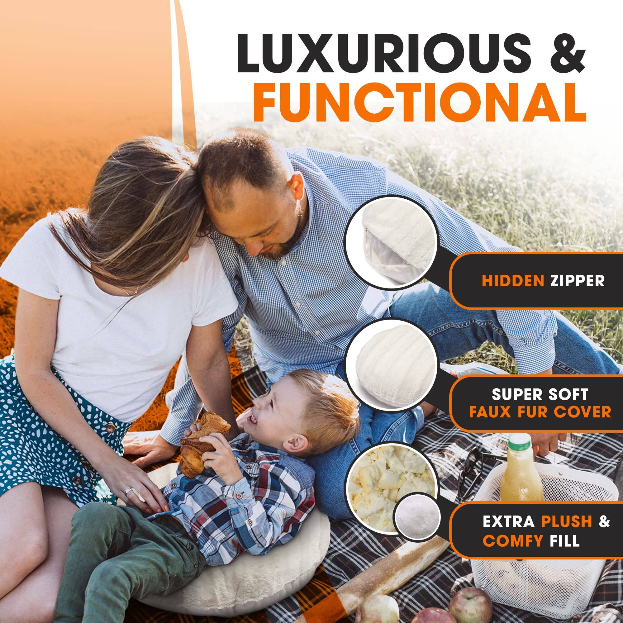 LUXURIOUS & FUNCTIONAL  
HIDDEN ZIPPER  
SUPER SOFT FAUX FUR COVER  
EXTRA PLUSH & COMFY FILL