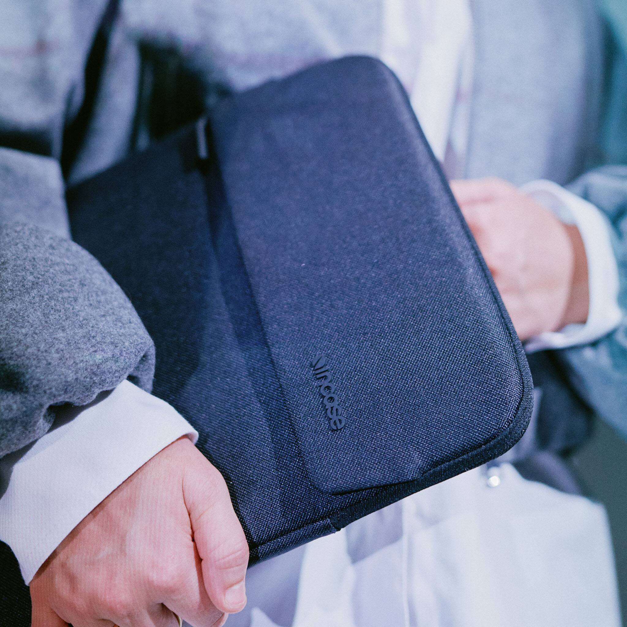 Alt View 11. Incase - Crosstown Sleeve for 14" Laptop - Black.