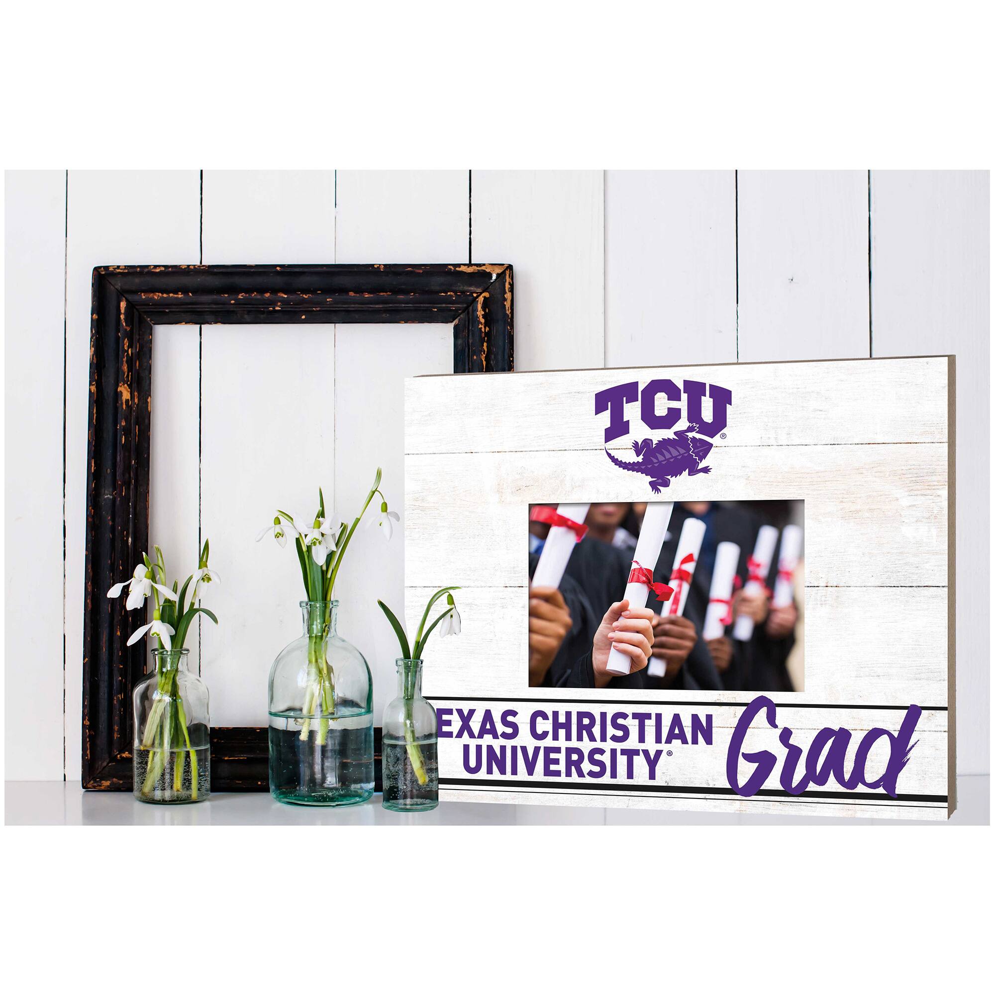 TCU  
TEXAS CHRISTIAN UNIVERSITY  
Grad
