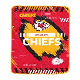 Pegasus - Kansas City Chiefs 60" x 72" Game Tech Ultra Cozy Blanket - Multicolor