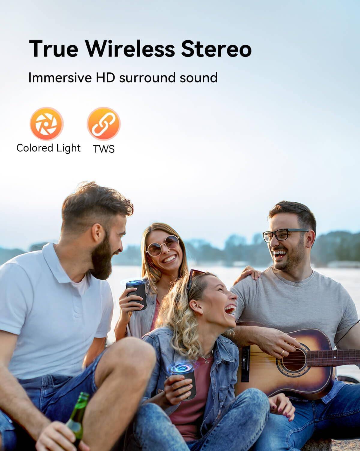 True Wireless Stereo  
Immersive HD surround sound  
Colored Light  
TWS