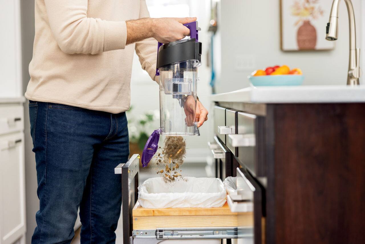 Alt View 1. BISSELL - CleanView Compact Turbo Upright Vacuum - Black / Grapevine Purple.