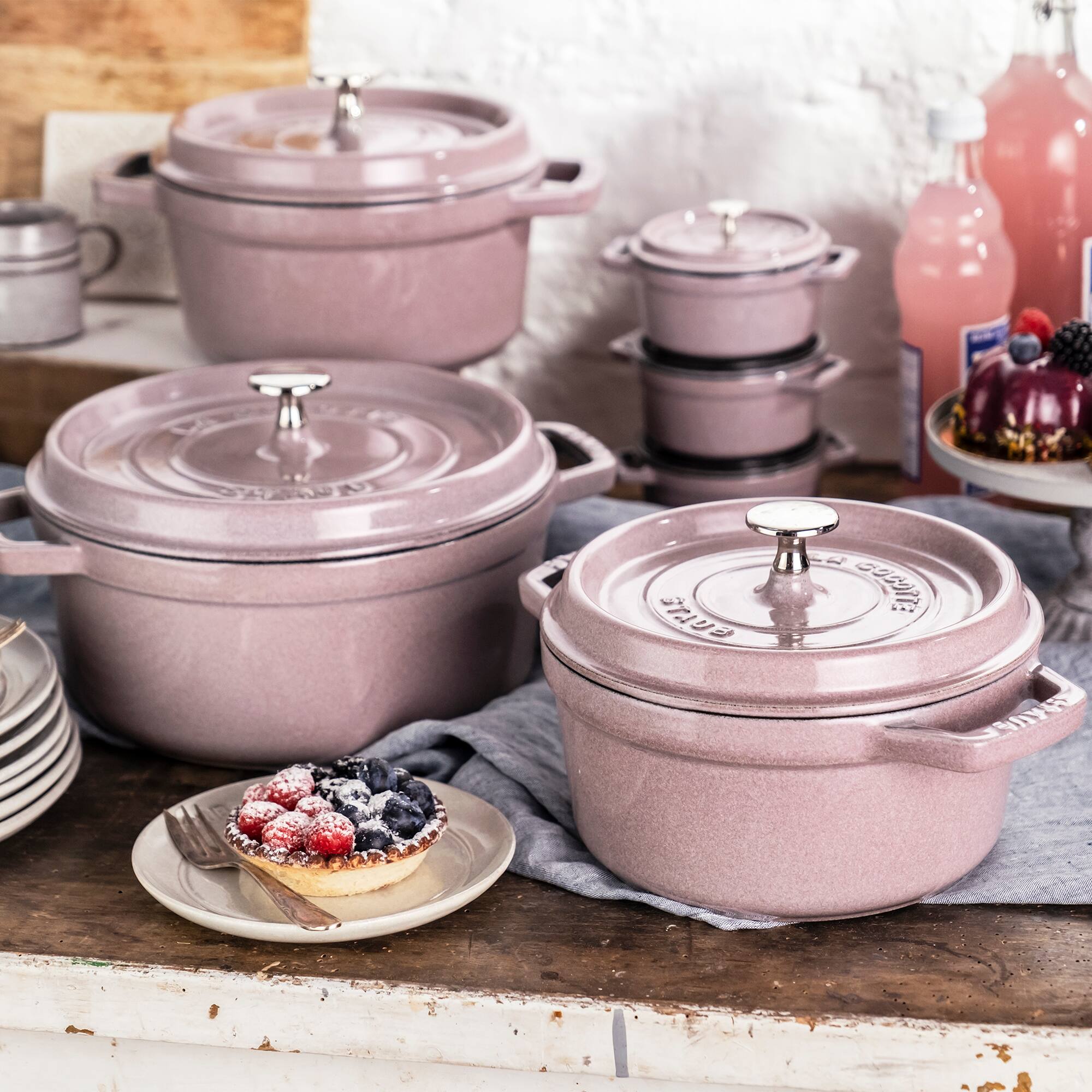 Alt View 2. Staub - Staub Cast Iron 4-qt Round Dutch Oven - Lilac - Lilac.