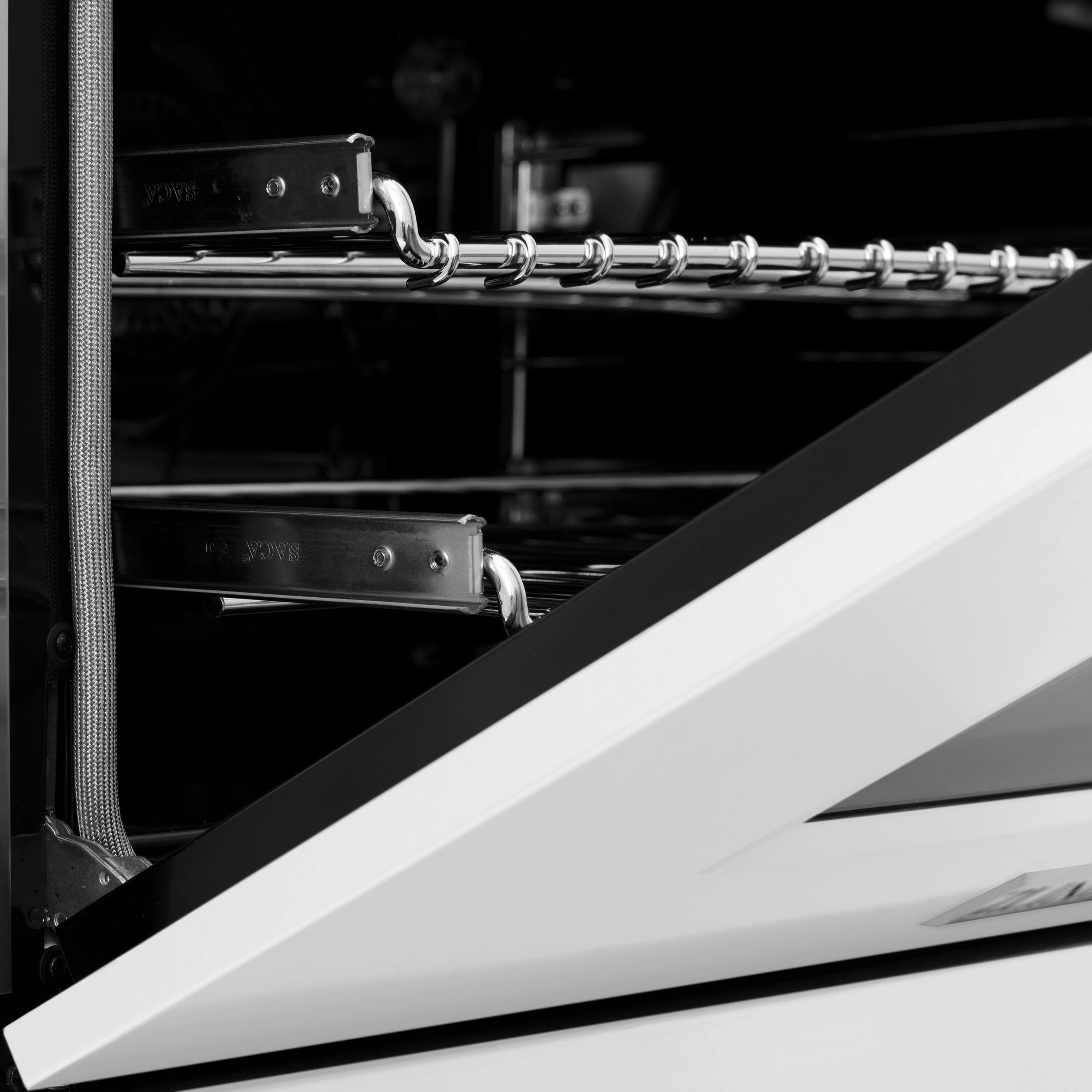 The text on the image is "SACA 102 BACK."