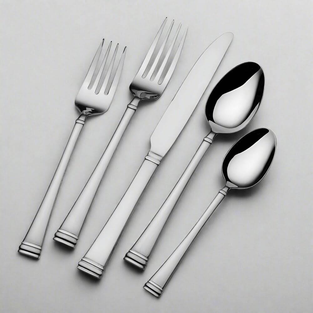 Angle. Pfaltzgraff - Beckham 20-Piece Flatware Set, Service for 4 - Silver.