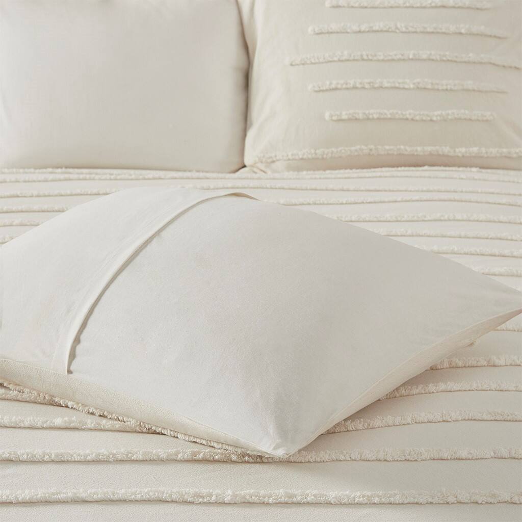 Alt View 2. Gracie Mills - Gracie Mills Sotelo Modern Cotton Chenille Duvet Cover Set - Ivory.