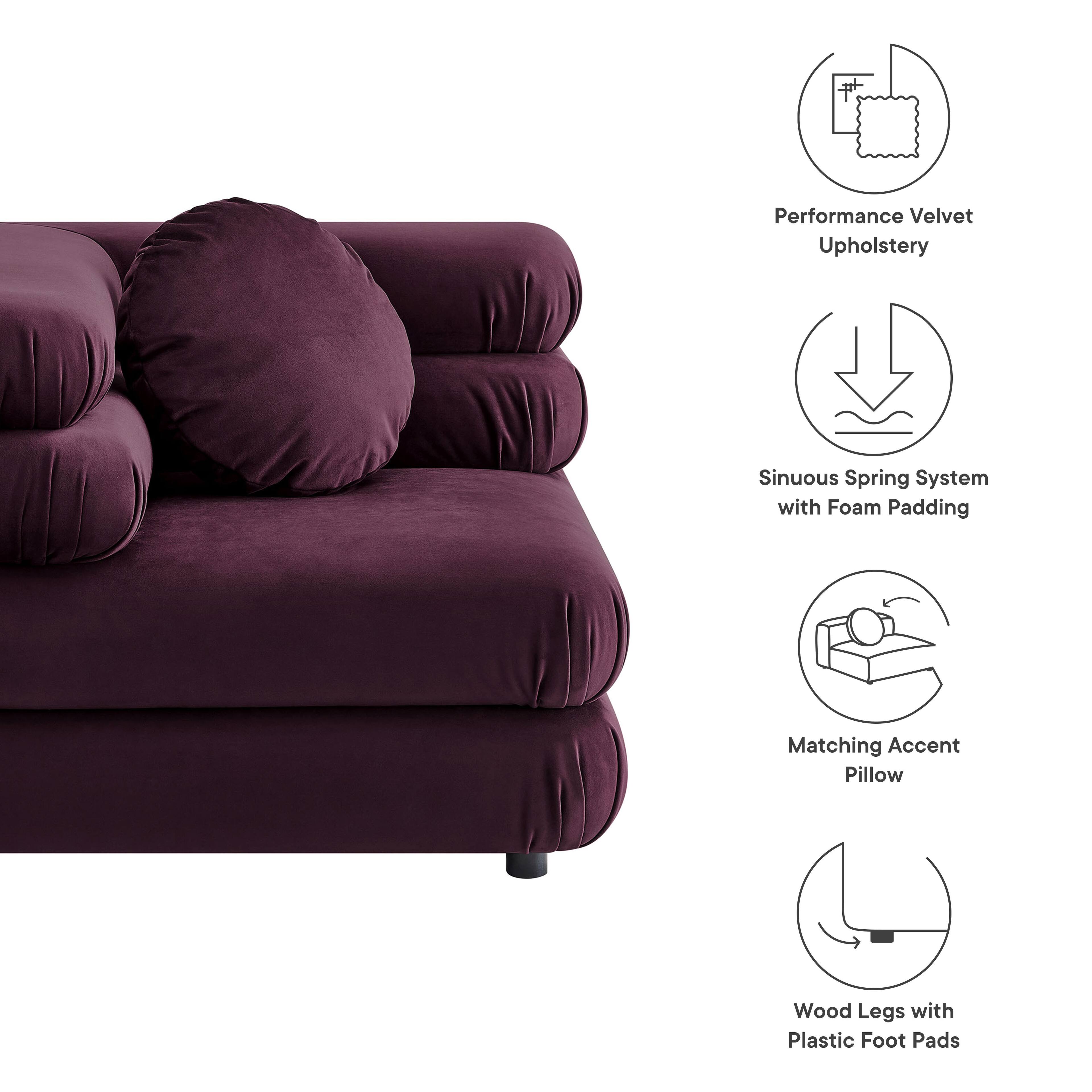 Performance Velvet Upholstery  
Sinuous Spring System with Foam Padding  
Matching Accent Pillow  
Wood Legs with Plastic Foot Pads