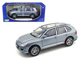 2008 Porsche Cayenne Turbo 1/18 Diecast Model Car by Motormax - Silver