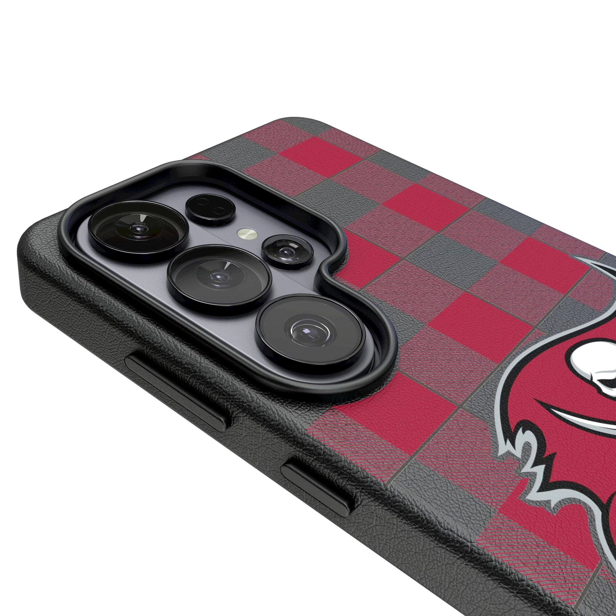 Alt View 2. Keyscaper - Tampa Bay Buccaneers Plaid Galaxy Magnetic Bump Case - S26 - Black.