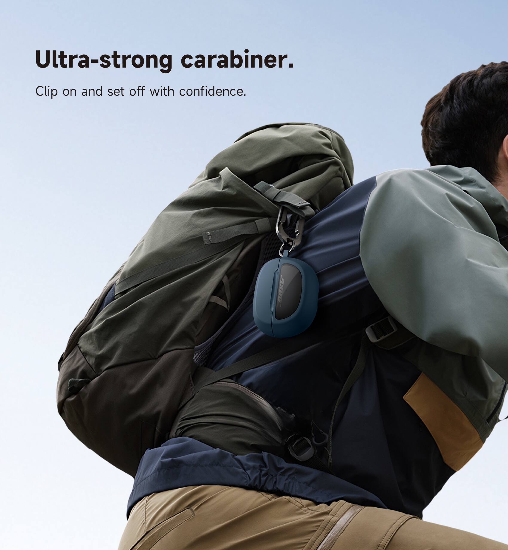Ultra-strong carabiner.  
Clip on and set off with confidence.