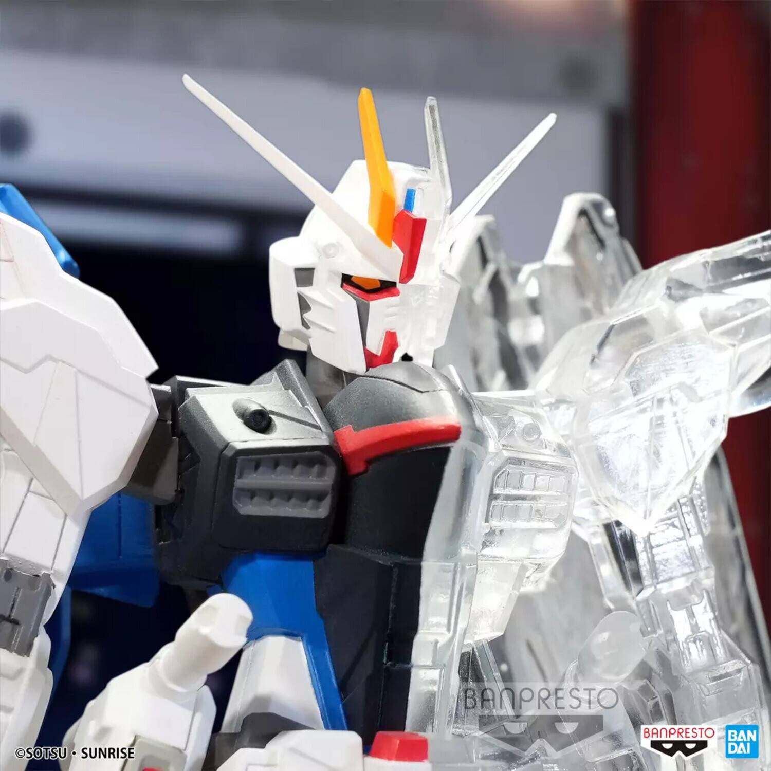 BANPRESTO  
SOTSU  
SUNRISE  
BANPRESTO  
BAN DAI