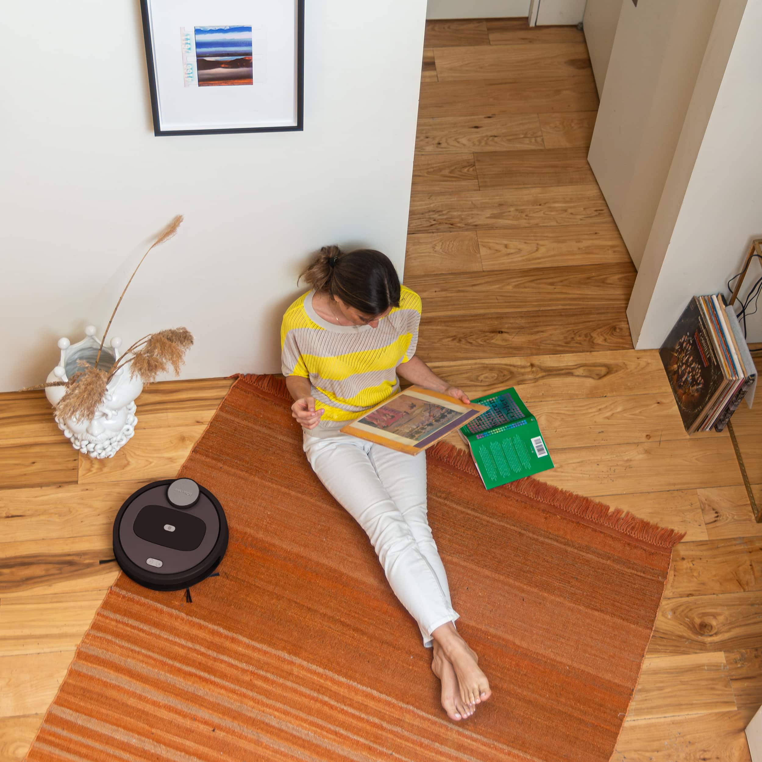 Alt View 16. bObsweep - PetHair Appetite Wi-Fi Connected Robot Vacuum and Mop - Coffee.