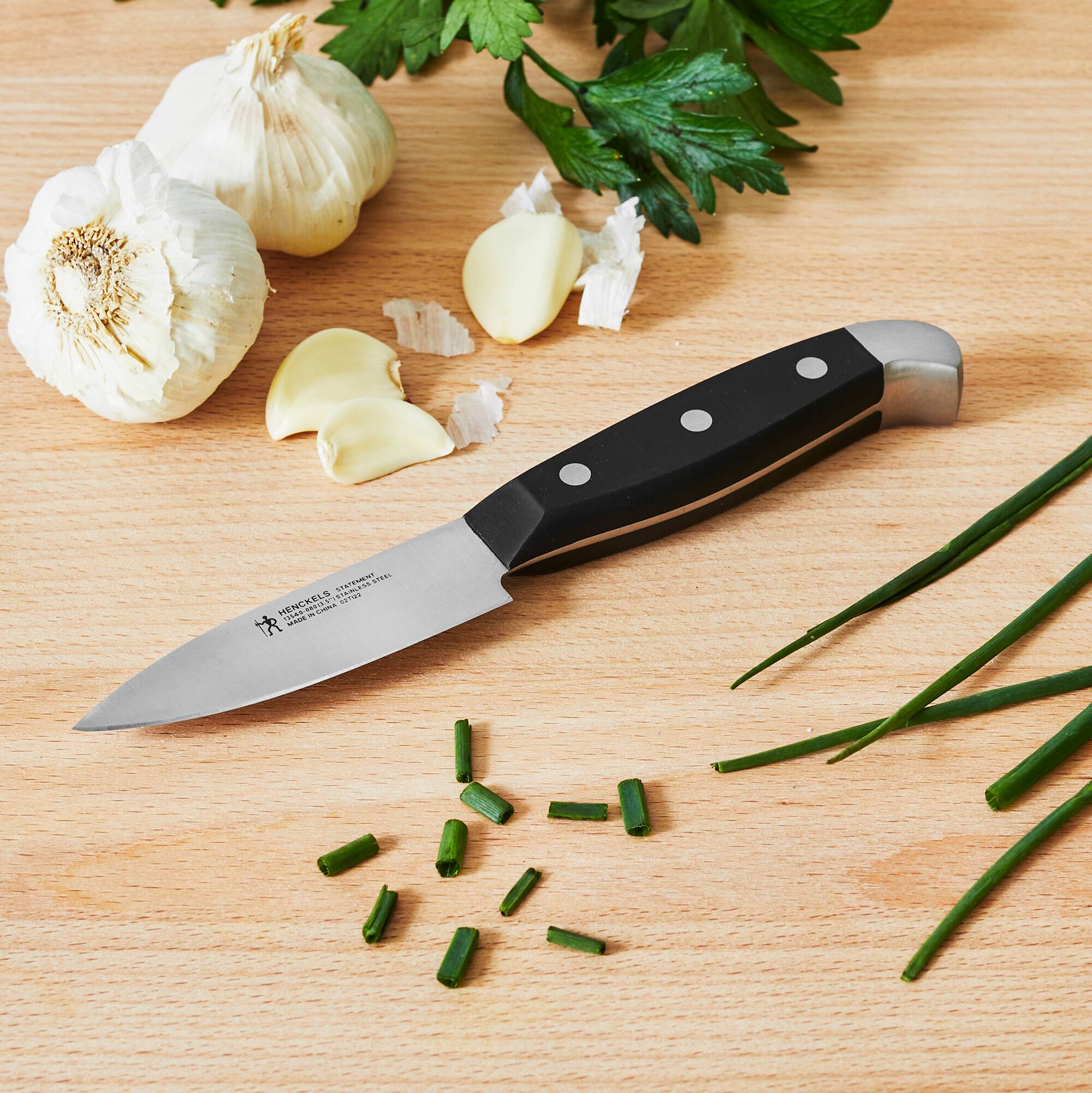 HENCKELS STAINLESS  
MADE IN GERMANY  
SILVER POINT  
SILVER POINT  
SILVER POINT