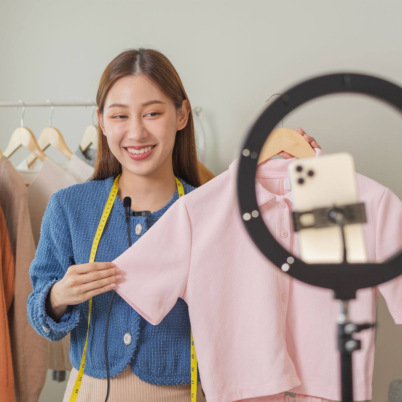 SP...R ............. _ : E : 1B ae 8 DN 1